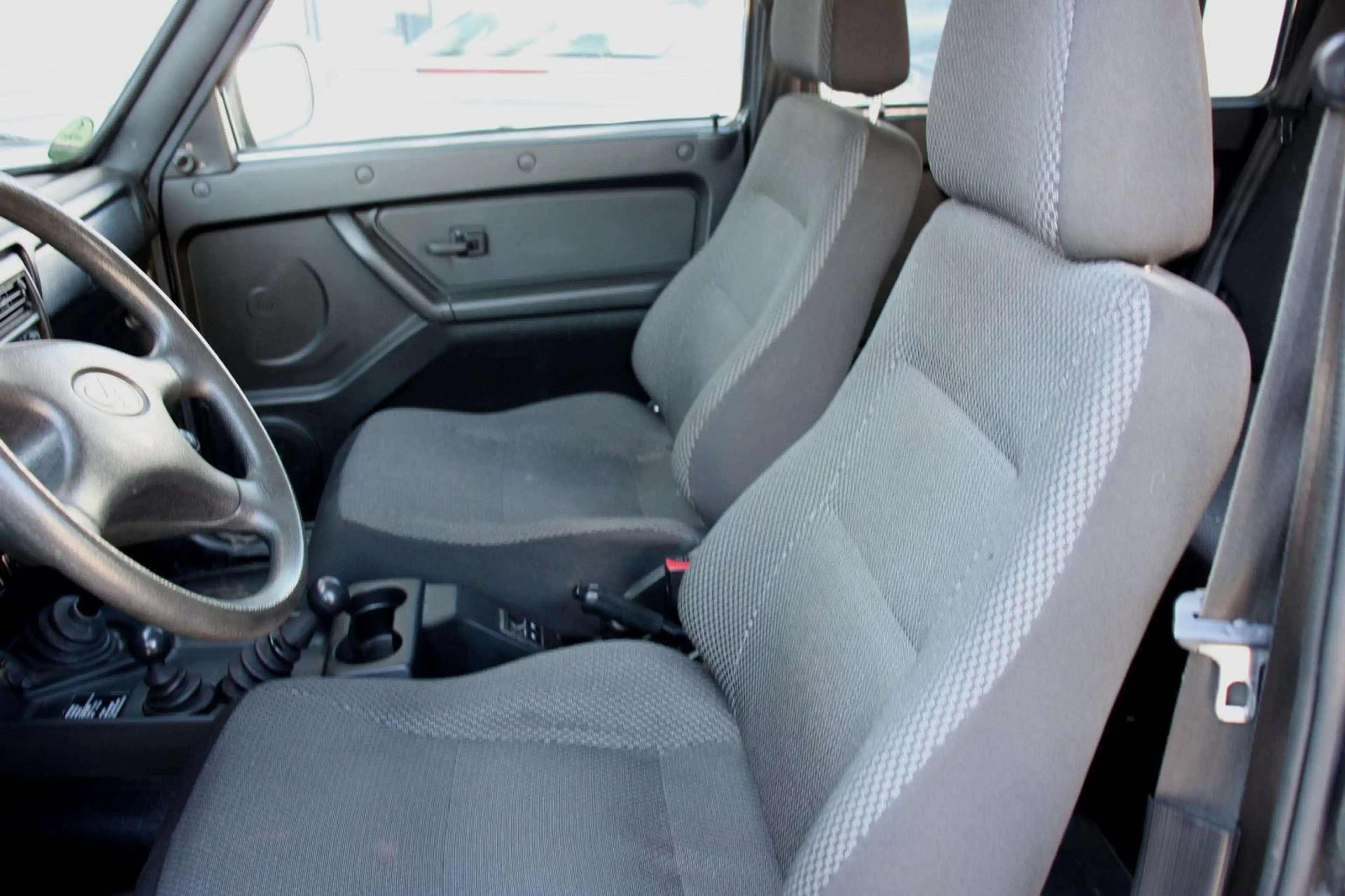 Lada Taiga Niva 5 Türer 1.7 4x4  AHK TÜV 2028 M2131 — photo 7
