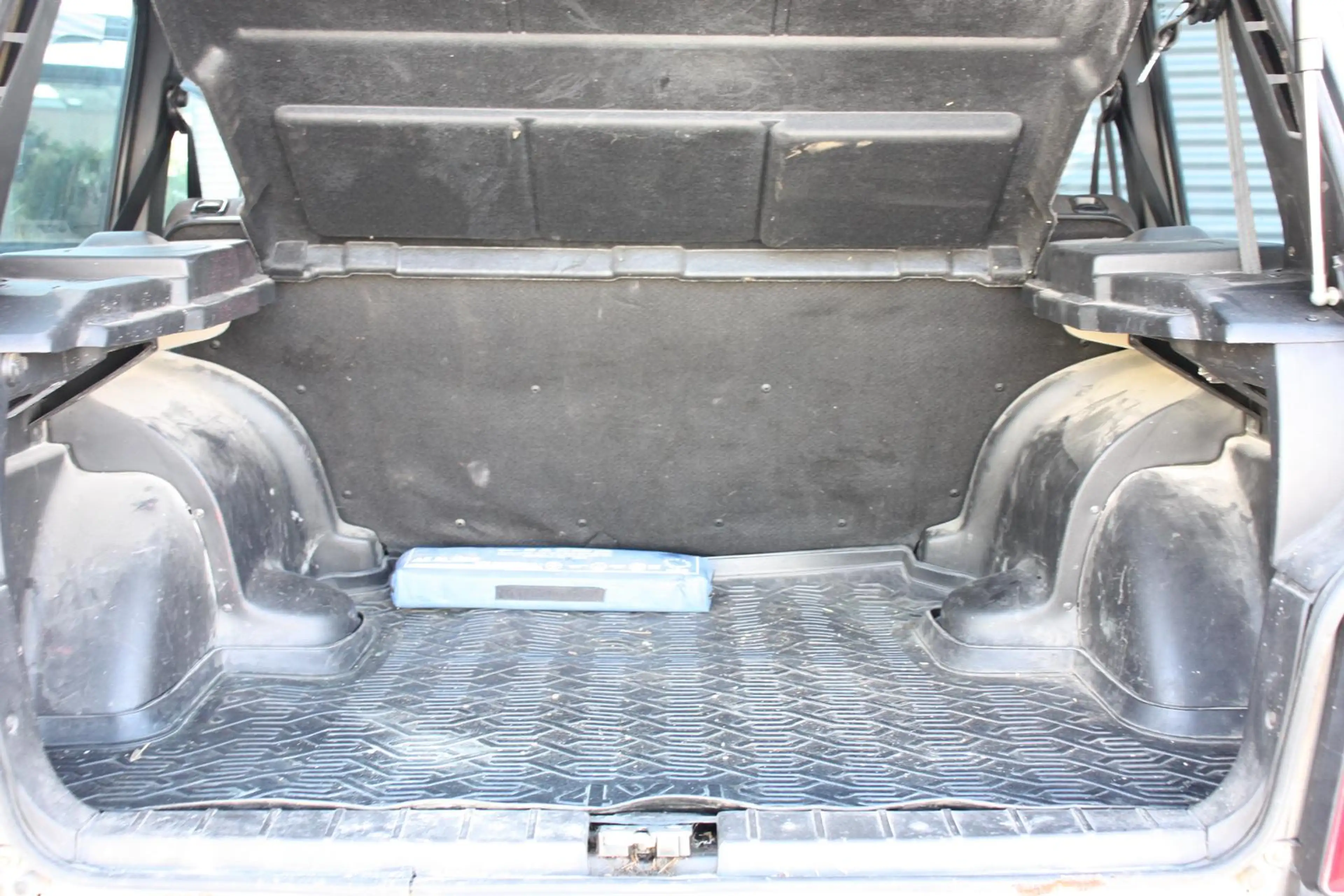 Lada Taiga Niva 5 Türer 1.7 4x4  AHK TÜV 2028 M2131 — photo 13