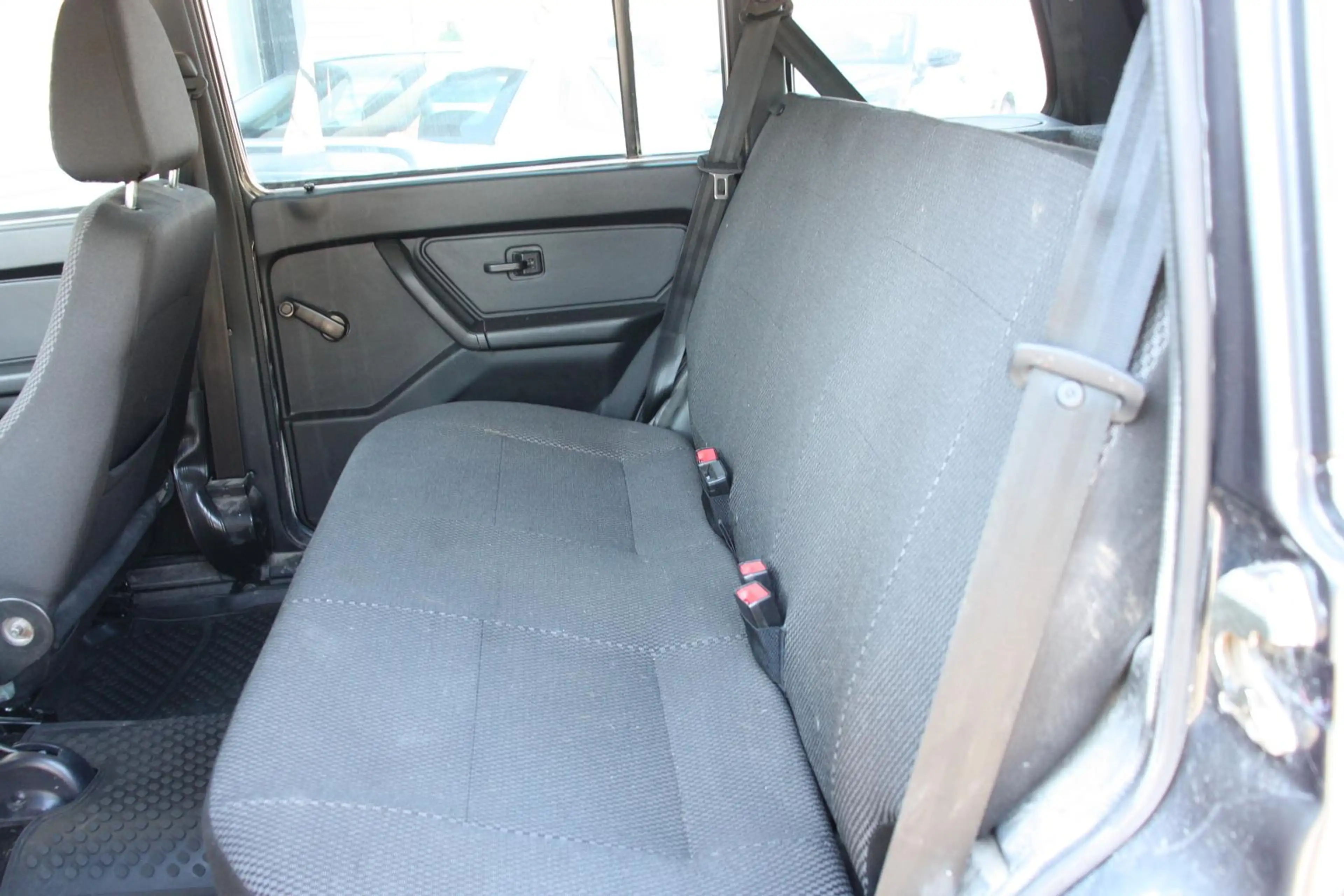 Lada Taiga Niva 5 Türer 1.7 4x4  AHK TÜV 2028 M2131 — photo 12