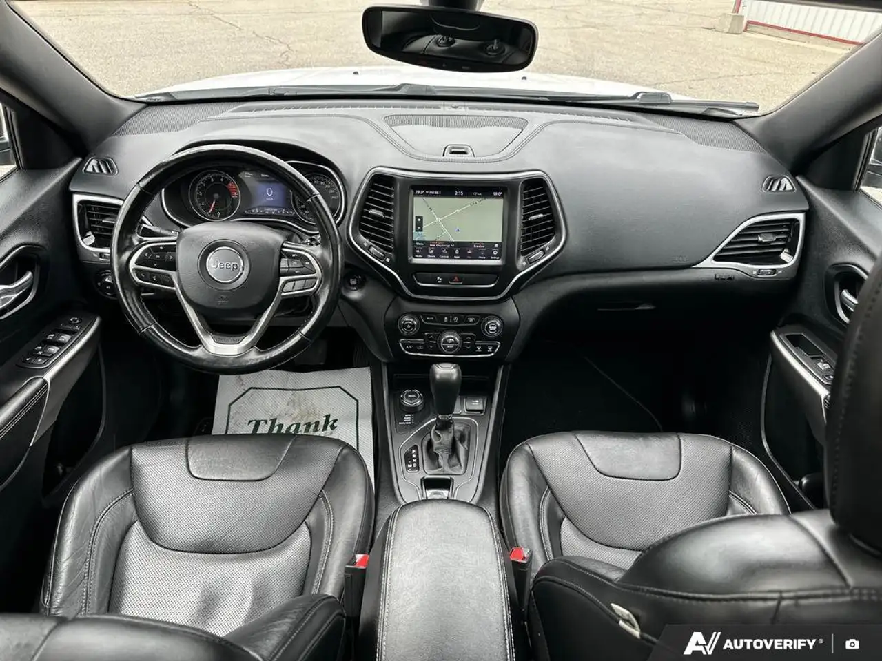 Jeep Cherokee снимка Jeep Cherokee
