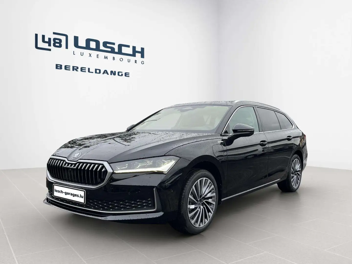 Skoda Superb L\u0026K Noir - 1