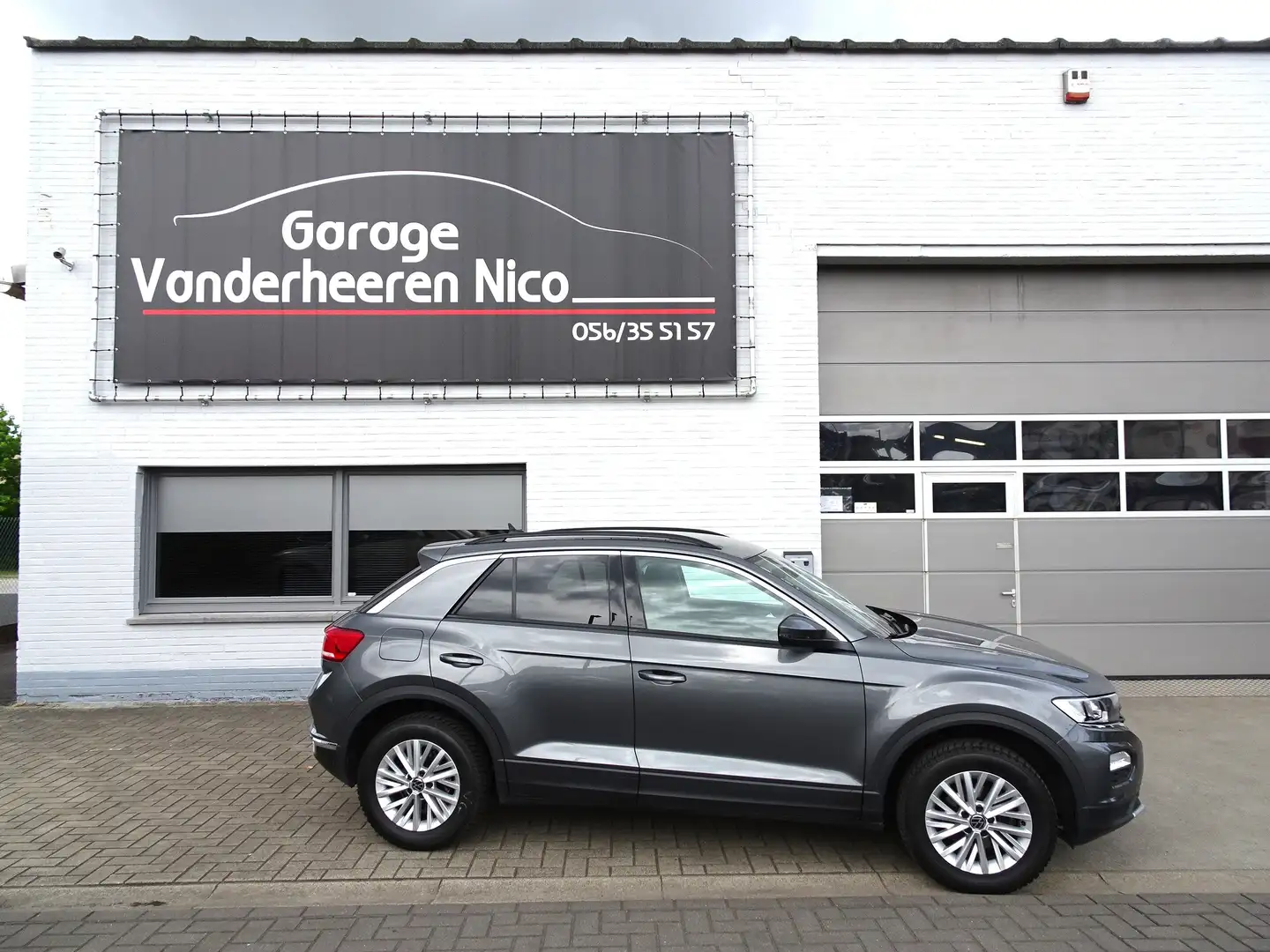 Volkswagen T-Roc 1.5TSi Style DSG,NAVI,ADAPT.CRUISE,PDC V+A,DAB,ALU Gris - 1
