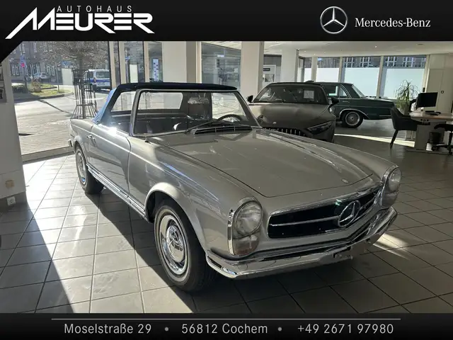 Mercedes-Benz 230 230 SL Automatik, Radio Becker, Kundenauftrag