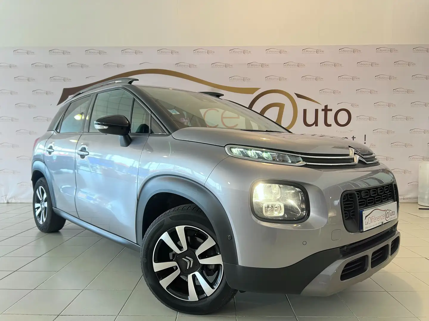 Citroen C3 Aircross PureTech 130 S&S EAT6 FEEL Gris - 2