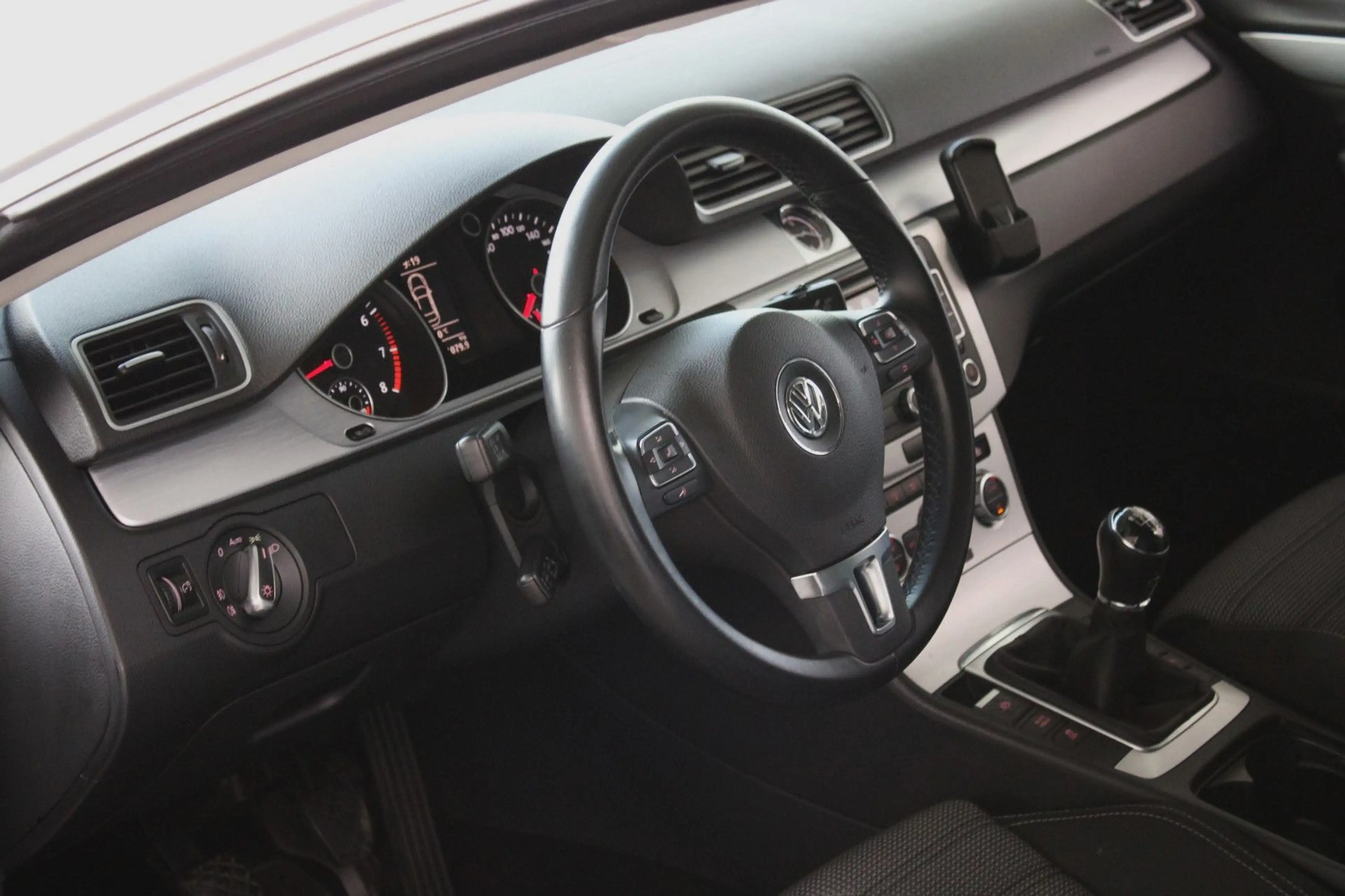 Volkswagen CC 1.4 TSI BMT Bi-XENON/NAVI/PDC/5-SITZER + 17" — photo 2