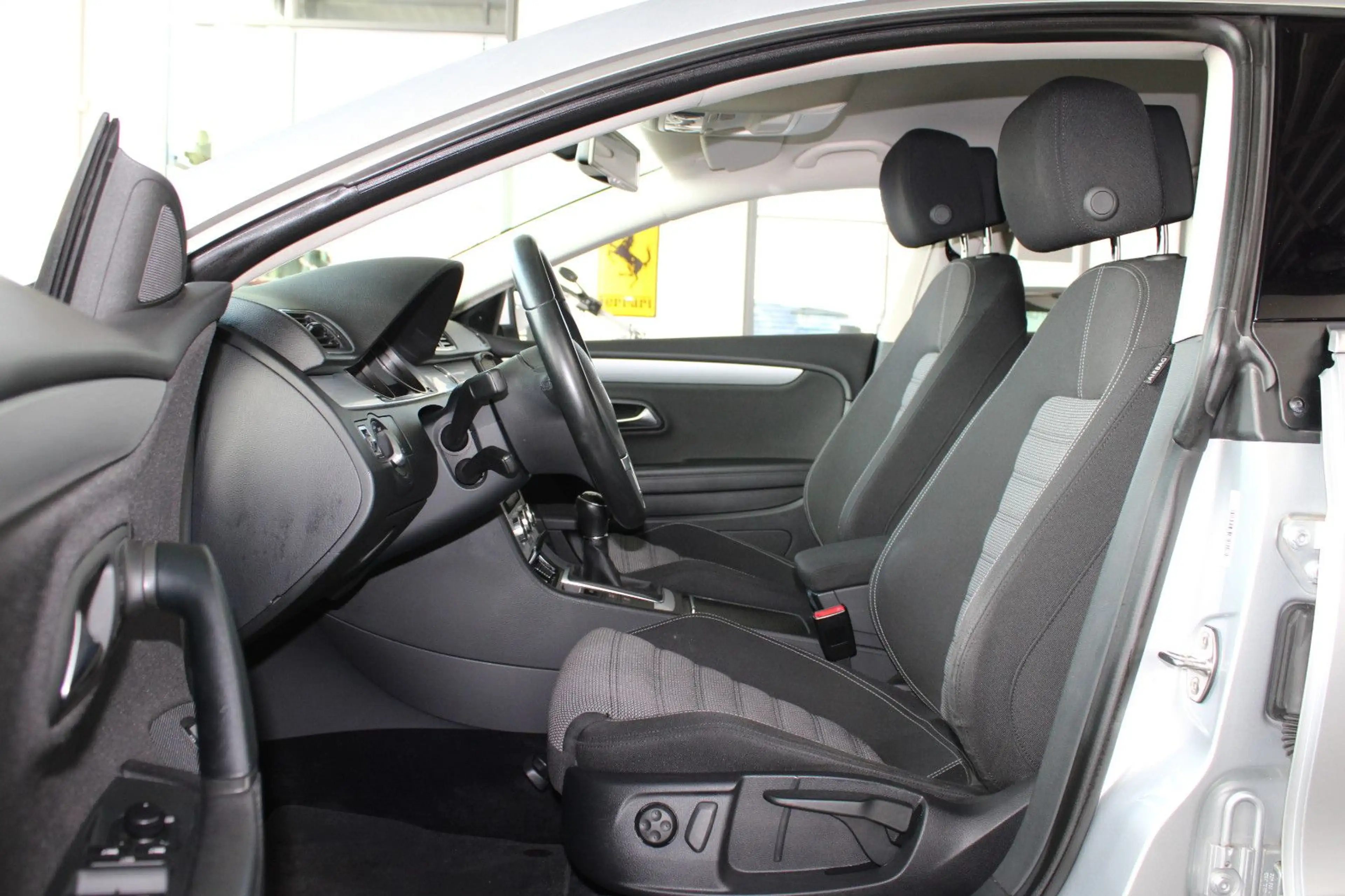 Volkswagen CC 1.4 TSI BMT Bi-XENON/NAVI/PDC/5-SITZER + 17" — photo 4