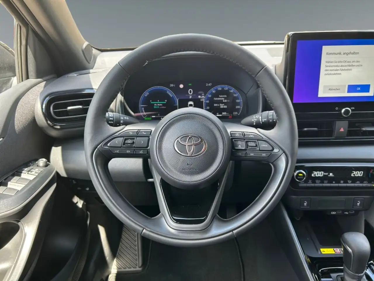 Toyota Yaris 2026 — фото 12