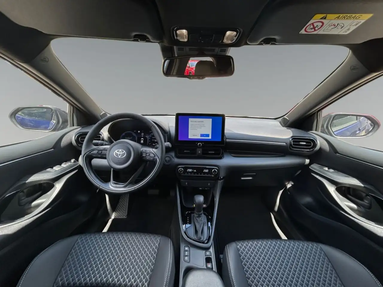 Toyota Yaris 2026 — фото 10