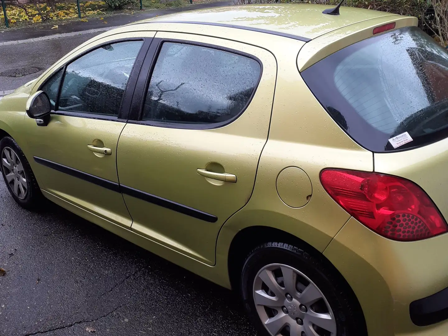 Peugeot 207 1.4 90 Trendy Green - 2
