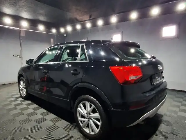 Audi Q2 view 3