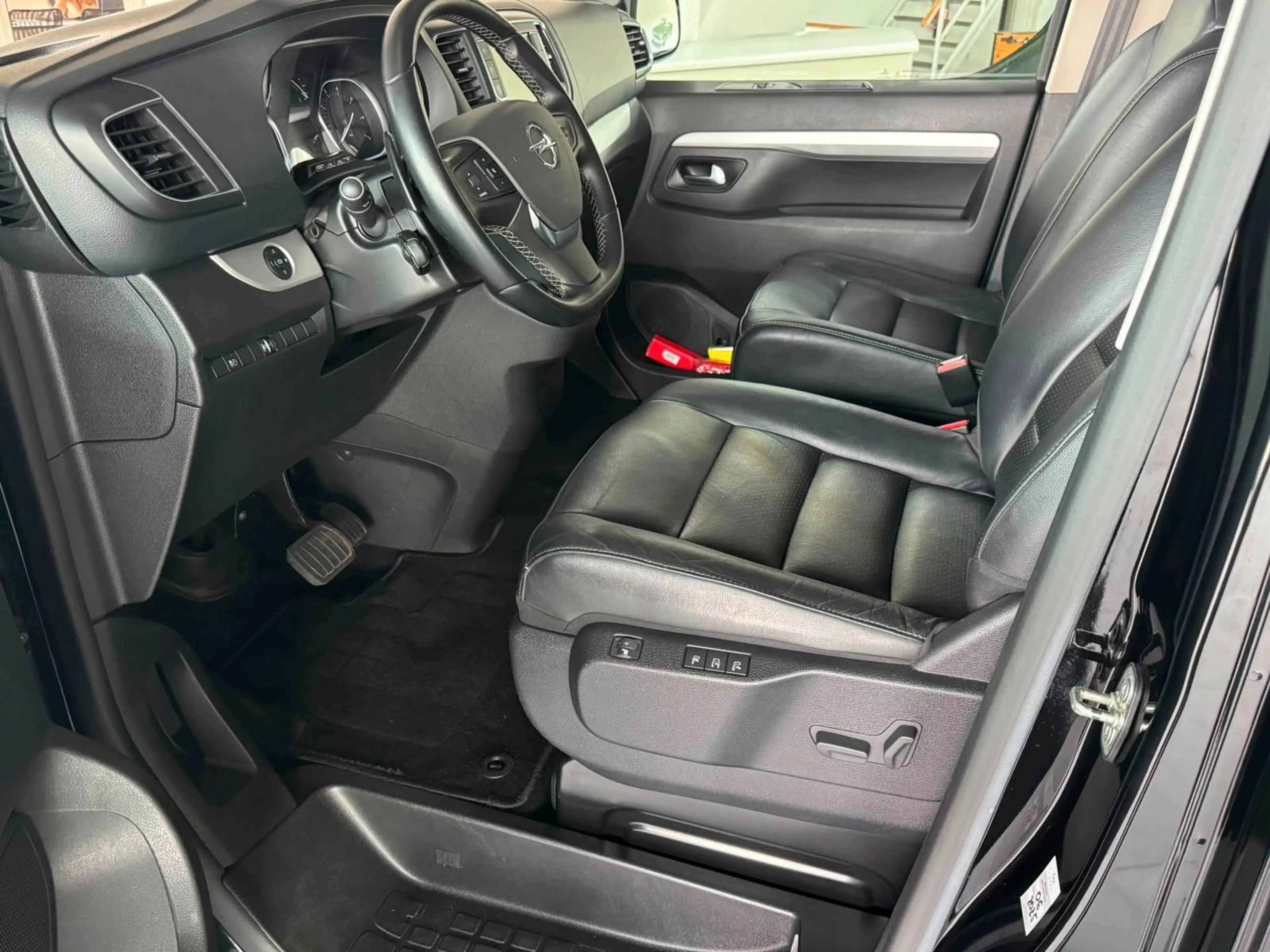 Opel Zafira Life Tourer L3*Navi&Kam.*Leder*7-Sitz*1.H — photo 7