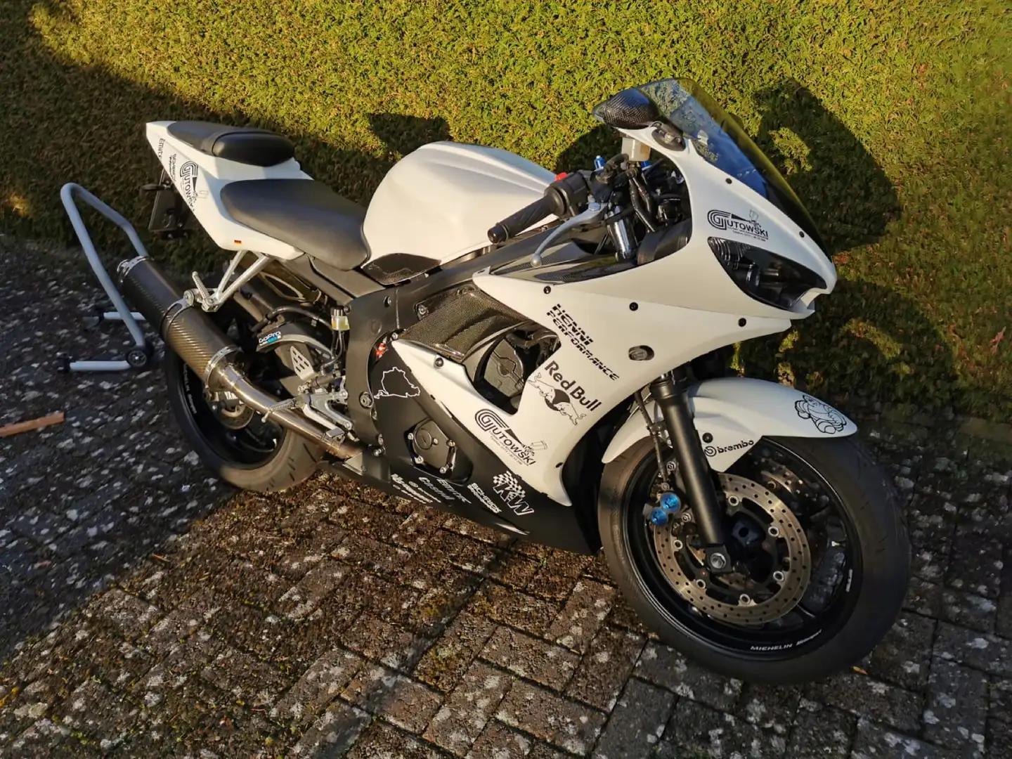 Yamaha YZF-R6 Blanc - 1