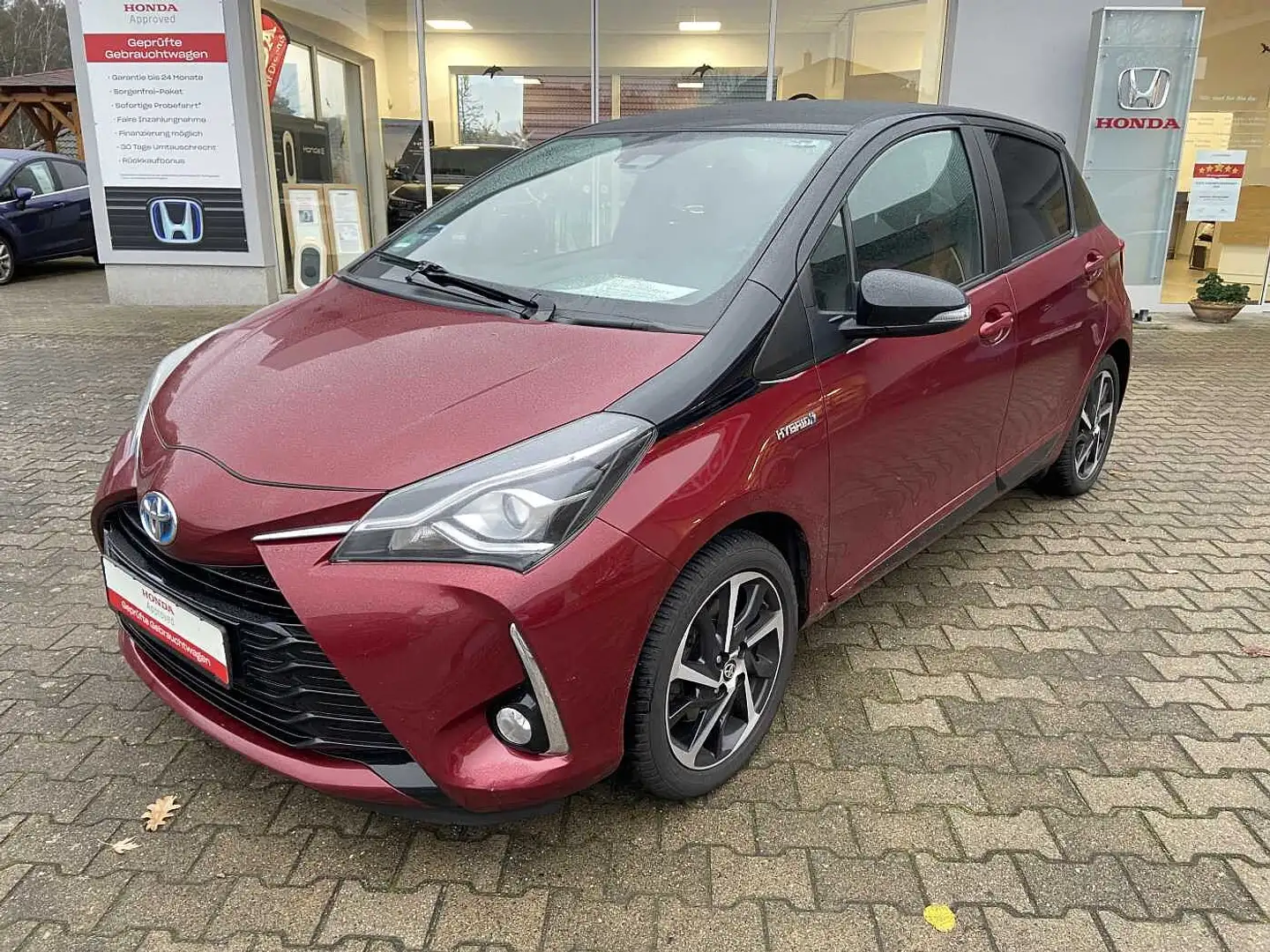 Toyota Yaris Hybrid 1.5 VVT-i Style Selection Rot - 2