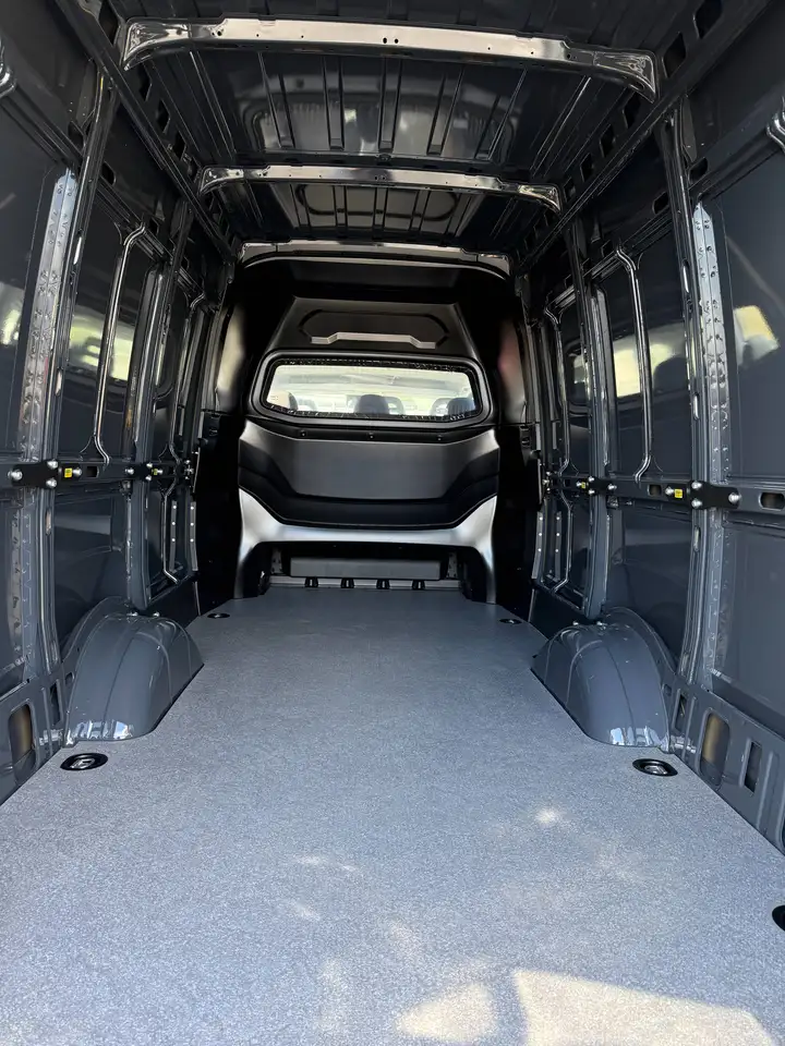 Iveco Daily 2026 — фото 10