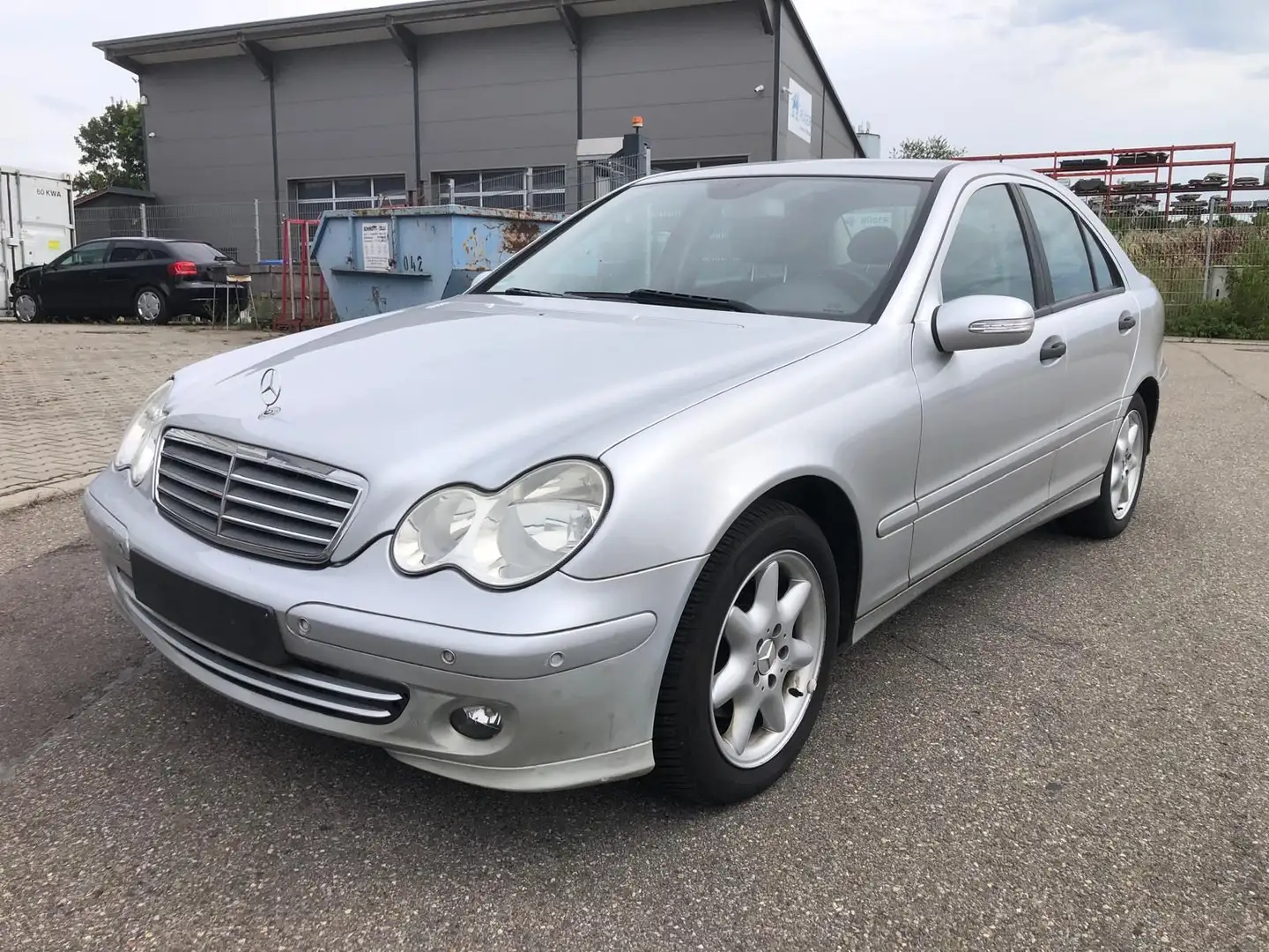 Mercedes-Benz C 200 Kompressor Automatik Plateado - 2