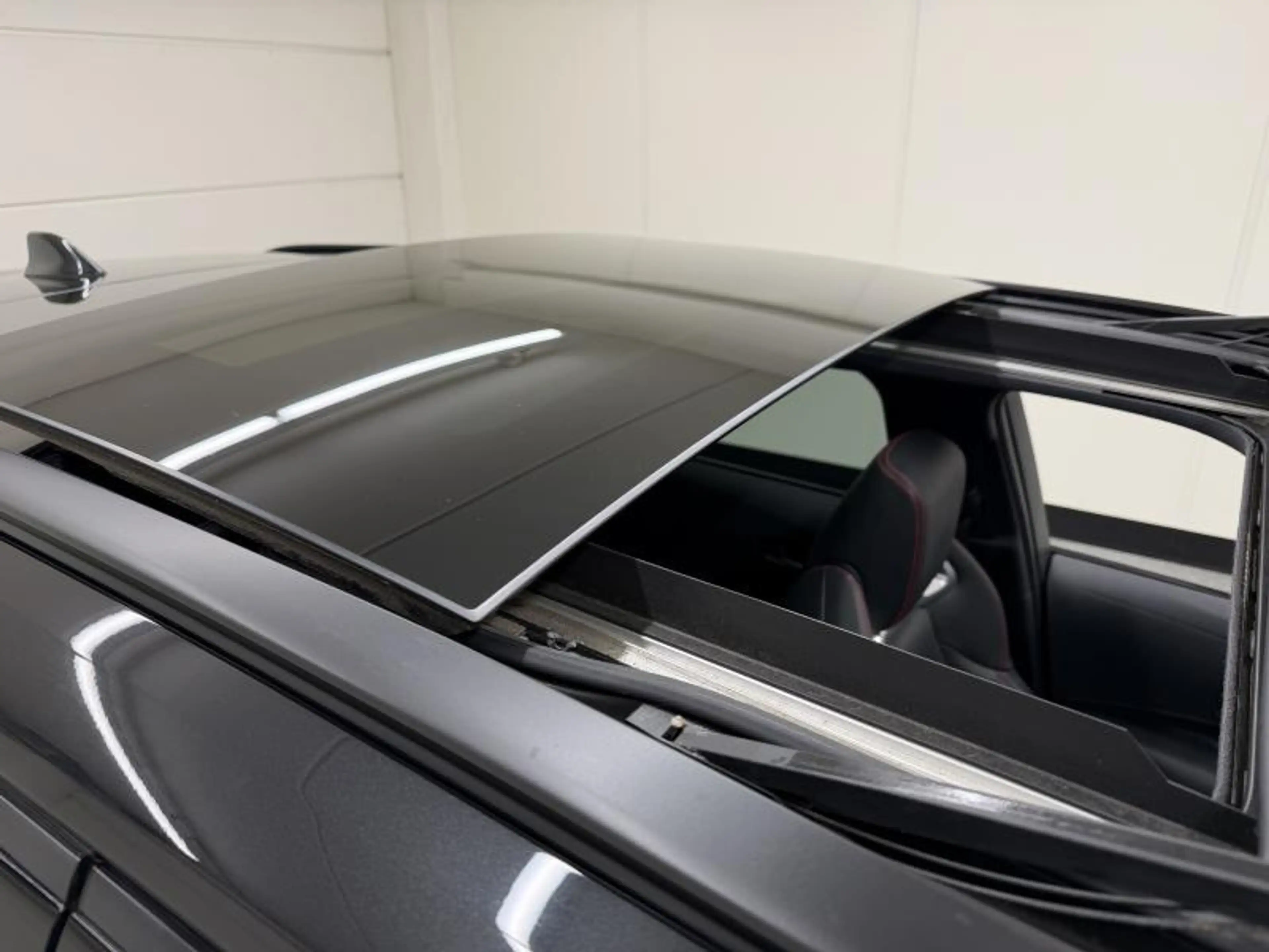 Toyota Corolla GR Sport Plus — photo 12