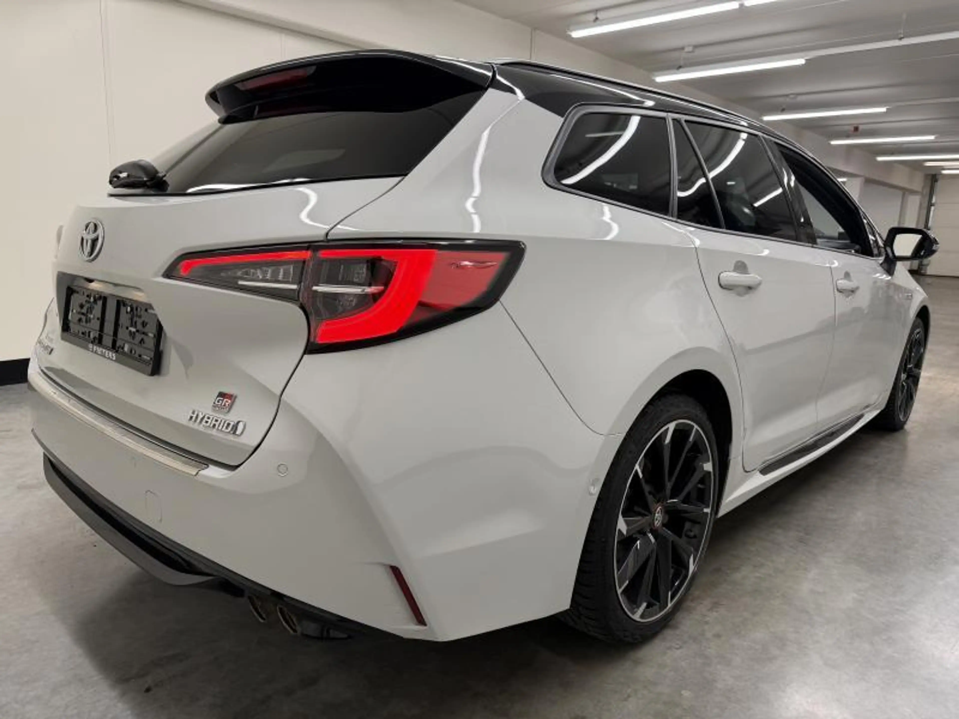 Toyota Corolla GR Sport Plus — photo 5