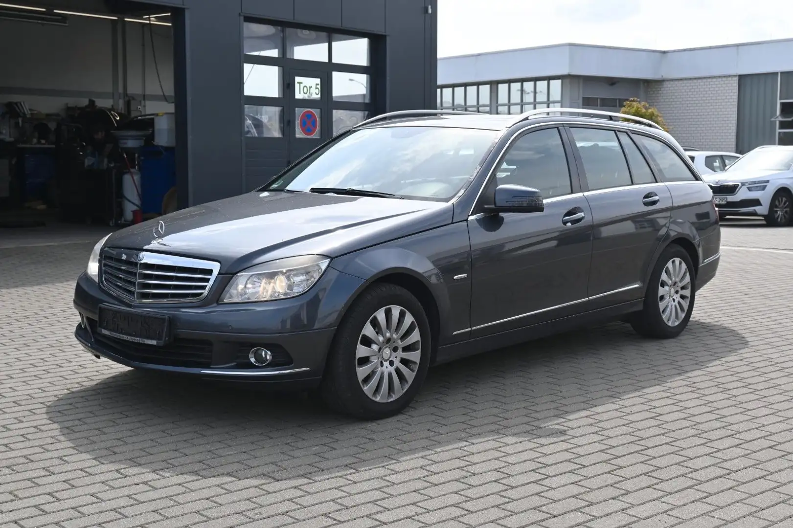 Mercedes-Benz C 180 T-Modell Kompressor Autom. Elegance Grau - 1