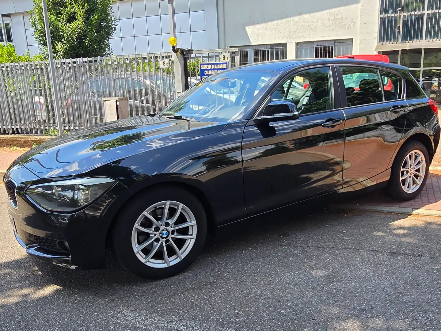 BMW 116 116i 5p Msport OK NEOPATENTATI Nero - 2