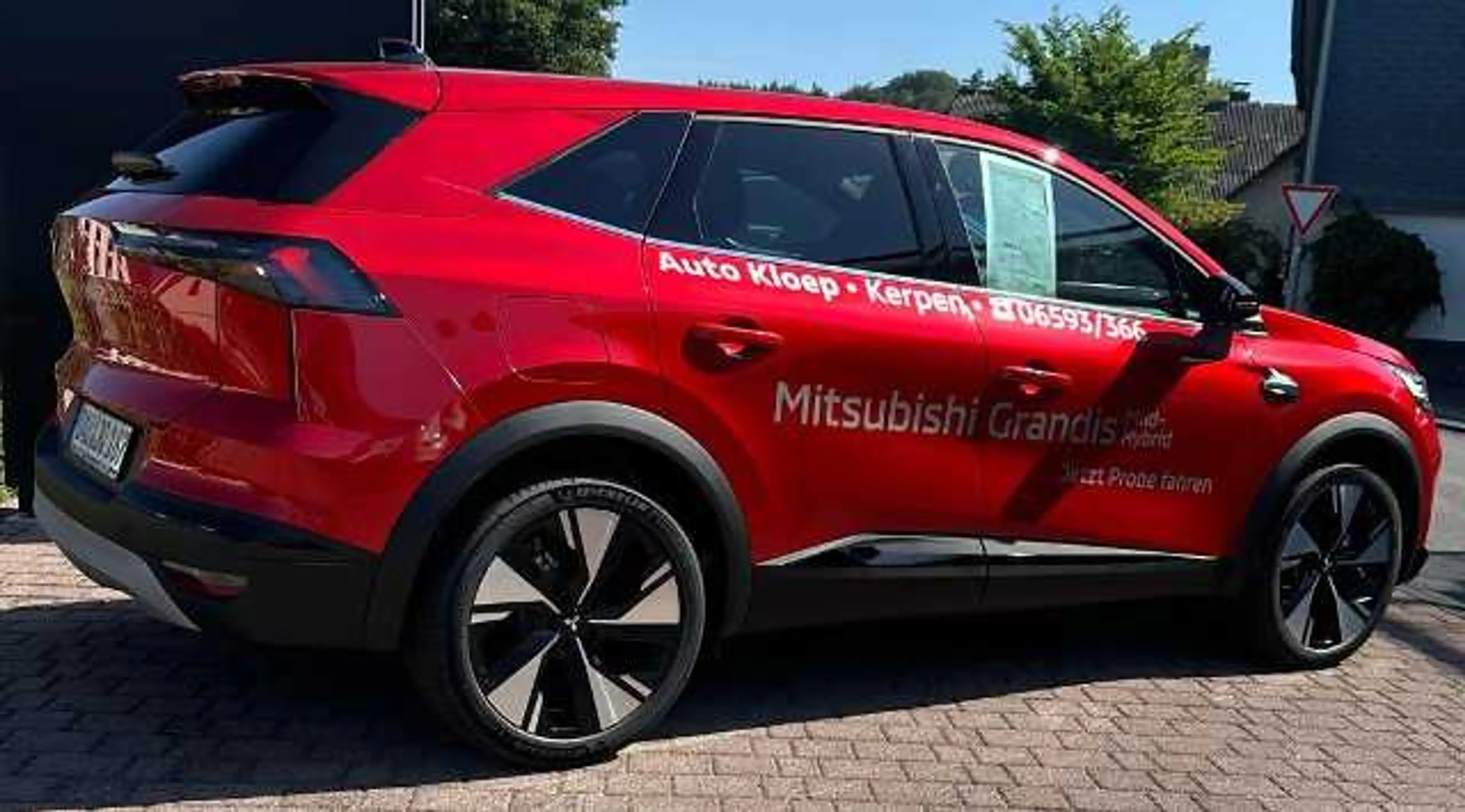 Mitsubishi Grandis Intro Edition 1.3 T-Benziner 7-DCT — photo 7