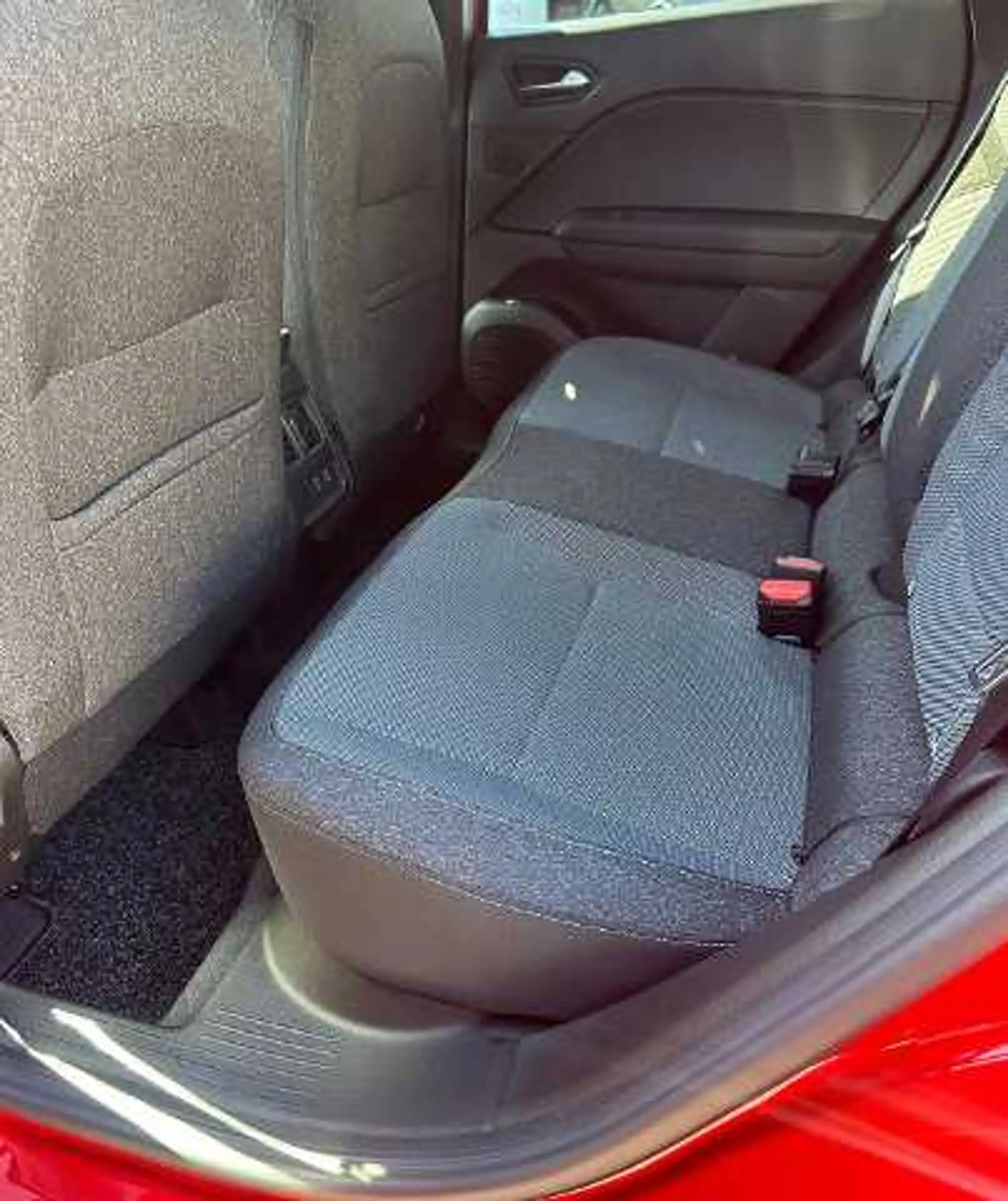 Mitsubishi Grandis Intro Edition 1.3 T-Benziner 7-DCT — photo 12