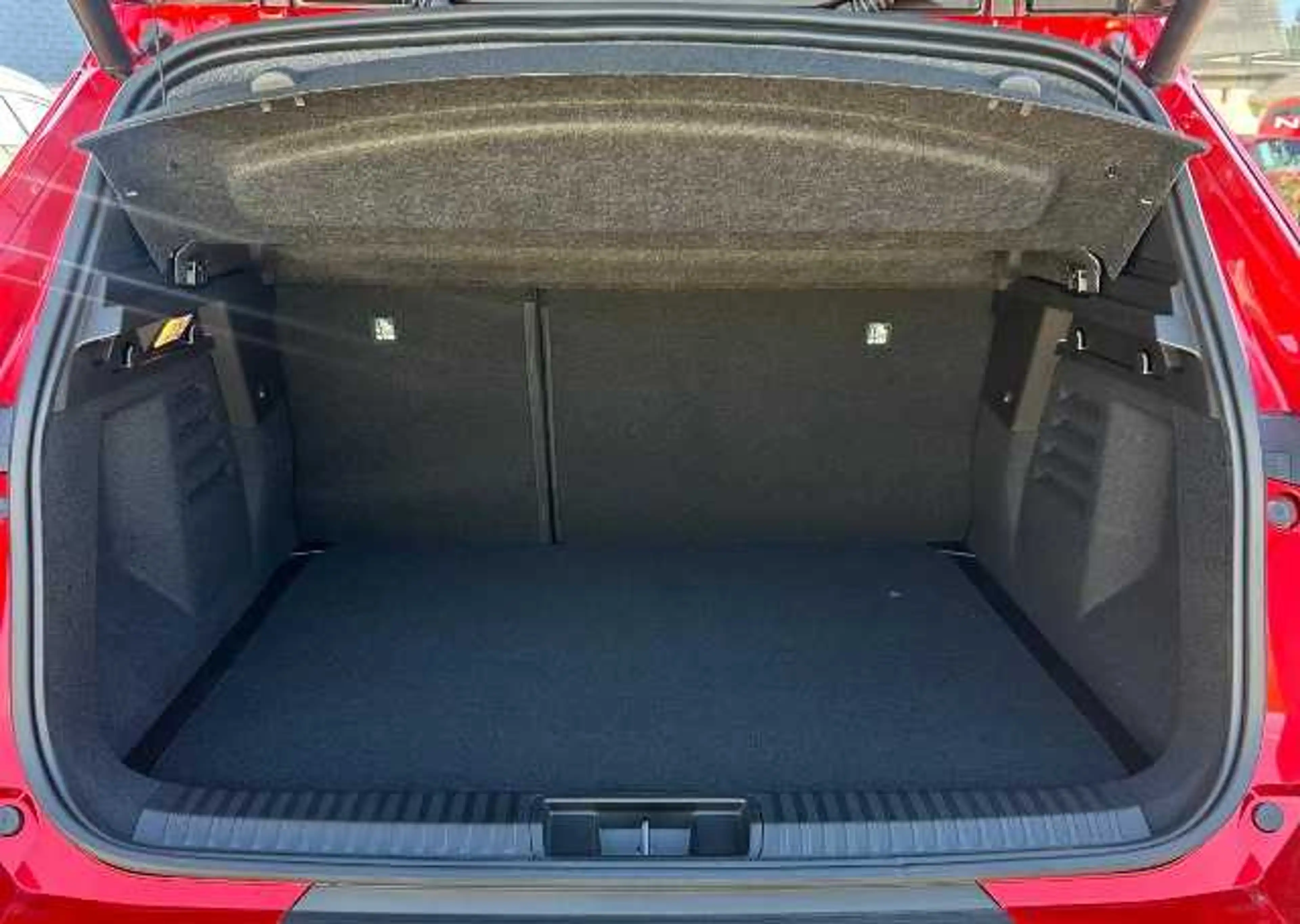 Mitsubishi Grandis Intro Edition 1.3 T-Benziner 7-DCT — photo 11