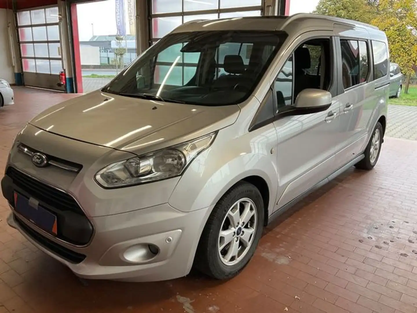Ford Transit Connect Grand T 1.5TDCi S&S Titanium 120 Grigio - 1