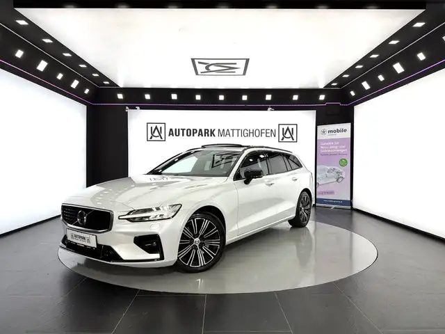 Volvo V60 D3 Geartronic R Design Aut. *PANO*MEMORY*360*