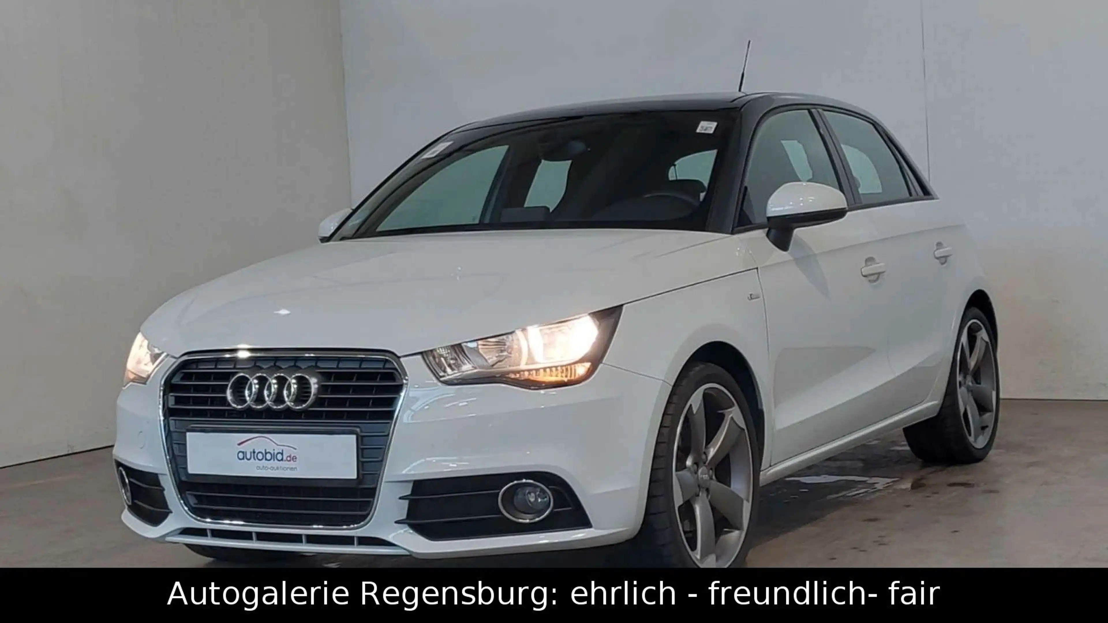 Audi A1 Sportback *S-LINE*PANORAMA*18 ZOLL*PDC*SITZHZ — photo 2