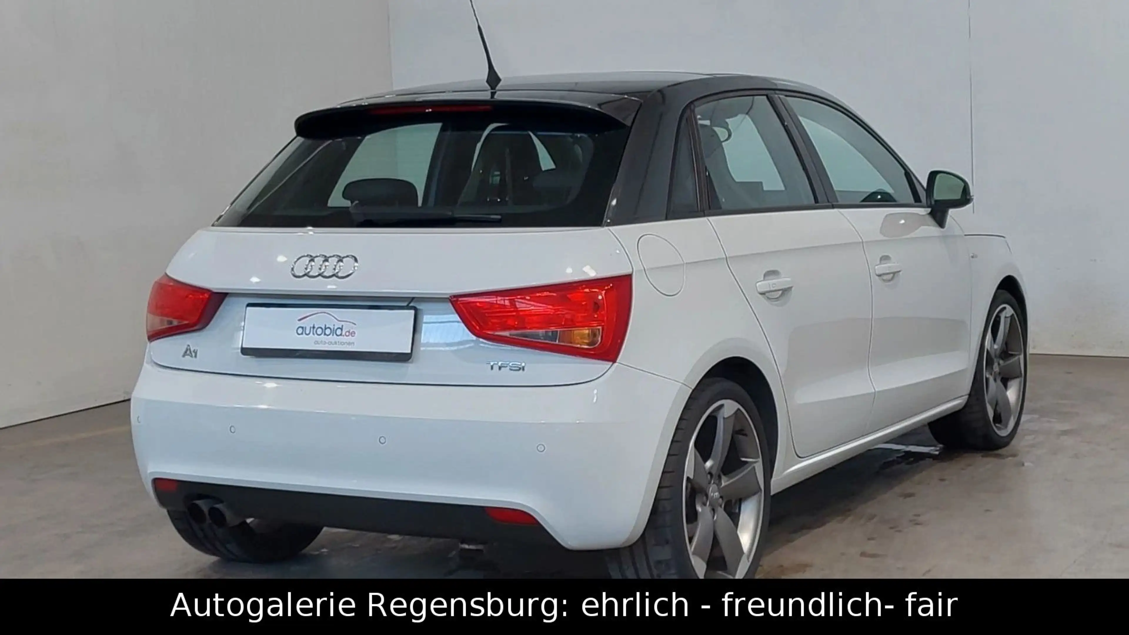 Audi A1 Sportback *S-LINE*PANORAMA*18 ZOLL*PDC*SITZHZ — photo 4