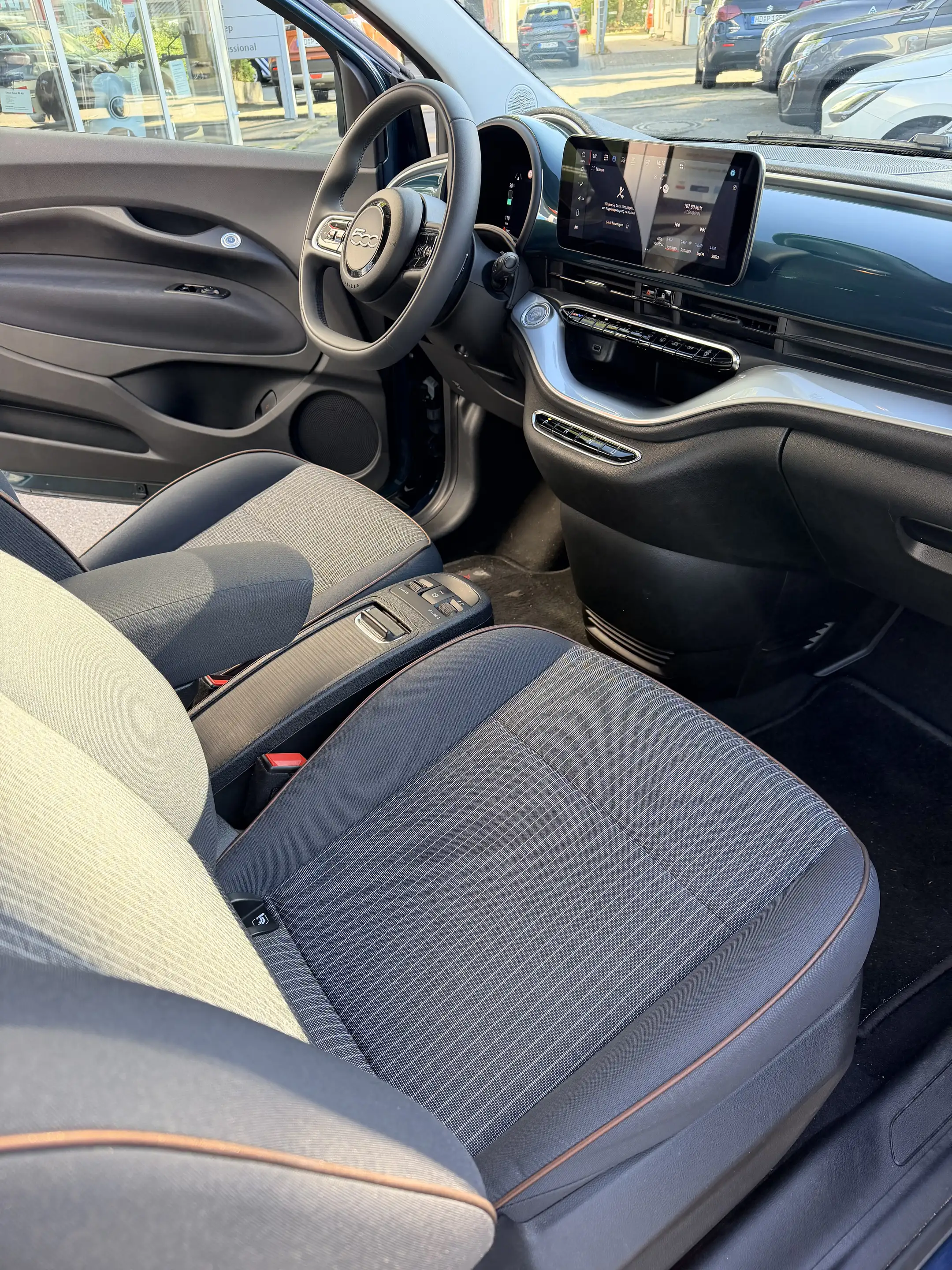 Fiat 500e 3+1 Icon — photo 8