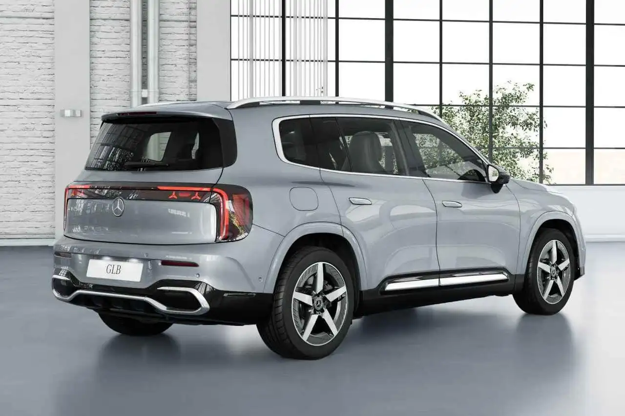Mercedes-Benz GLB 2026