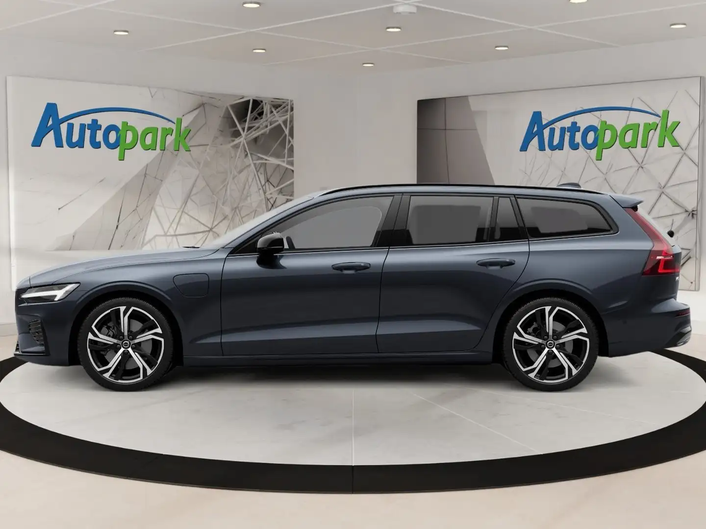Volvo V60 Ultra Dark Recharge Plug-In Hybrid AWD Blau - 2