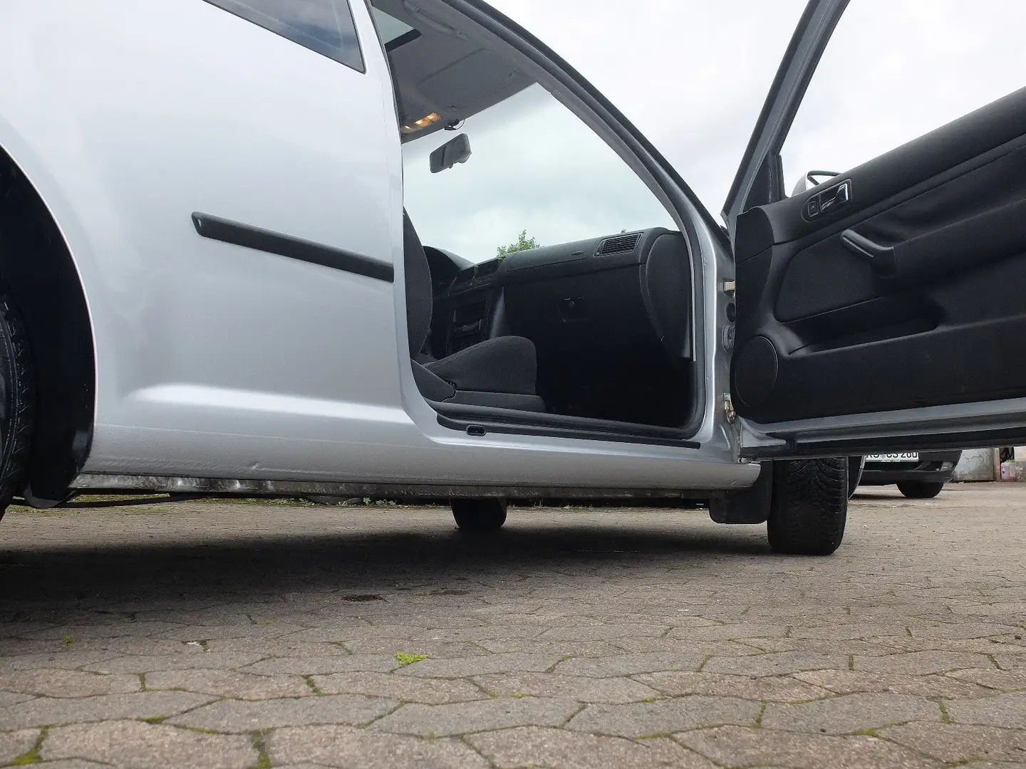 Volkswagen Golf 1.6 Ocean - Klima - Schiebedach - Argent - 2