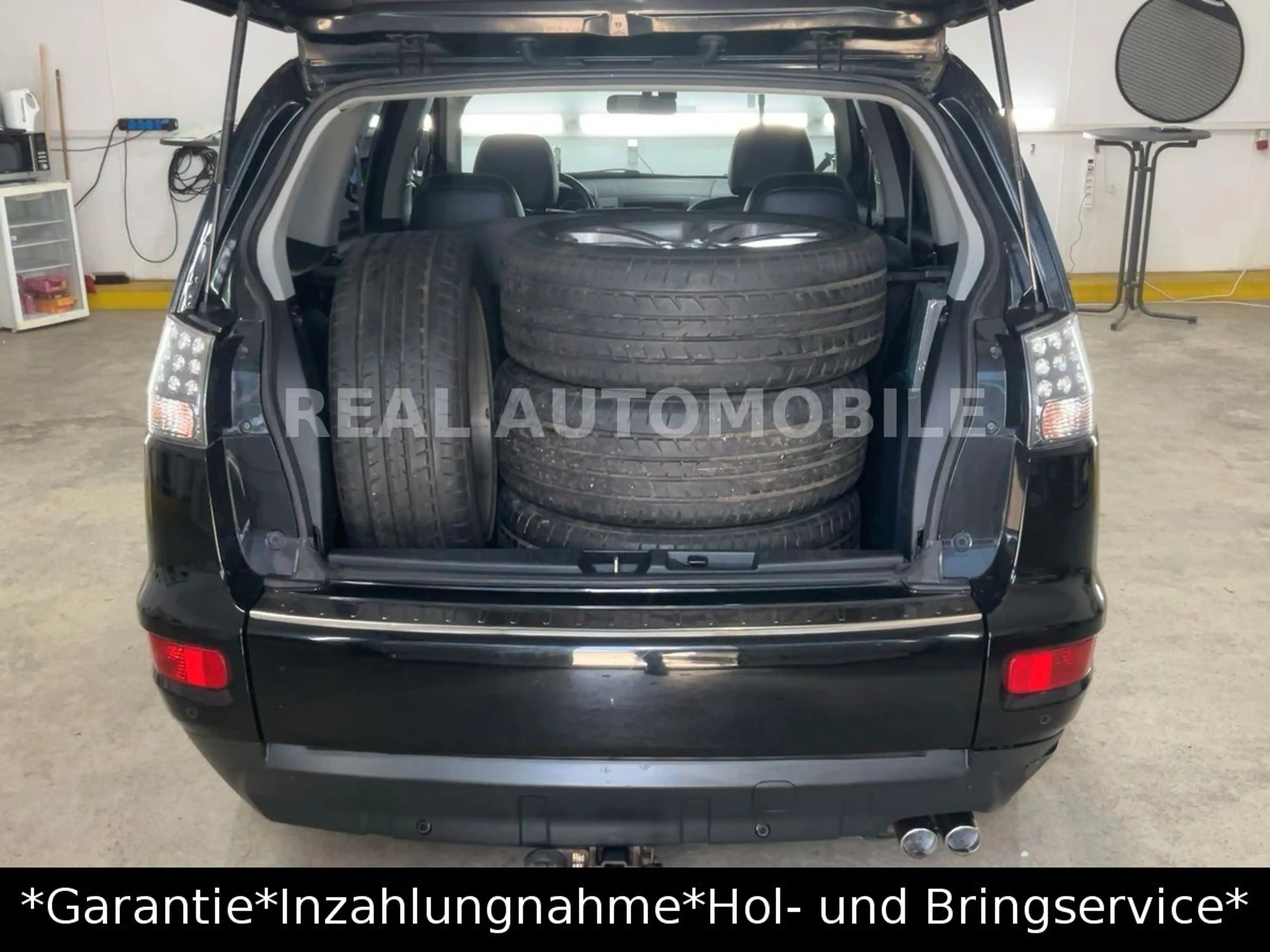 Mitsubishi Outlander 2.2 DI-D 4WD AUTOMATIK*TÜV 01-2028*SH*