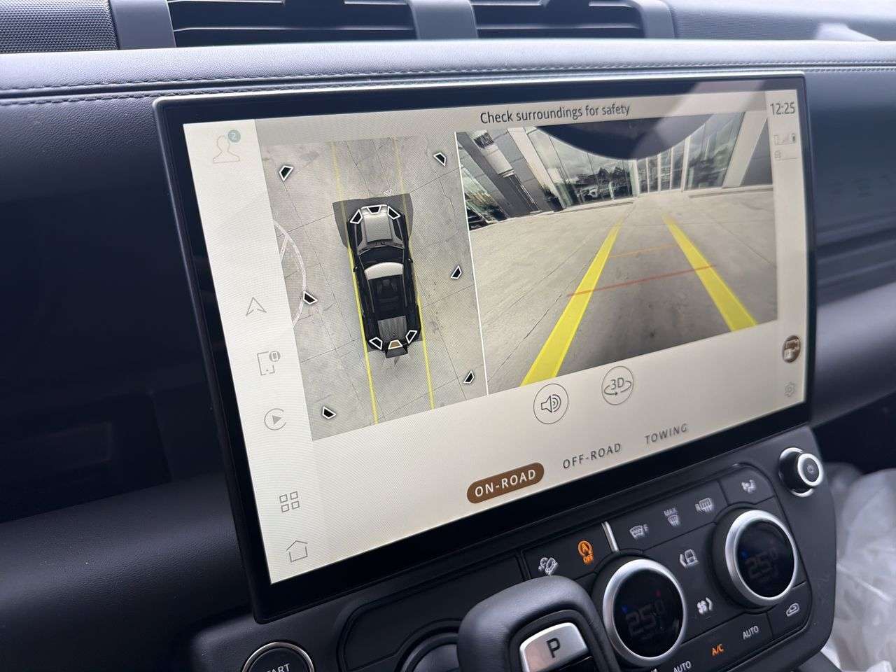 2026 Land Rover Defender 110 P400 S thumb 14