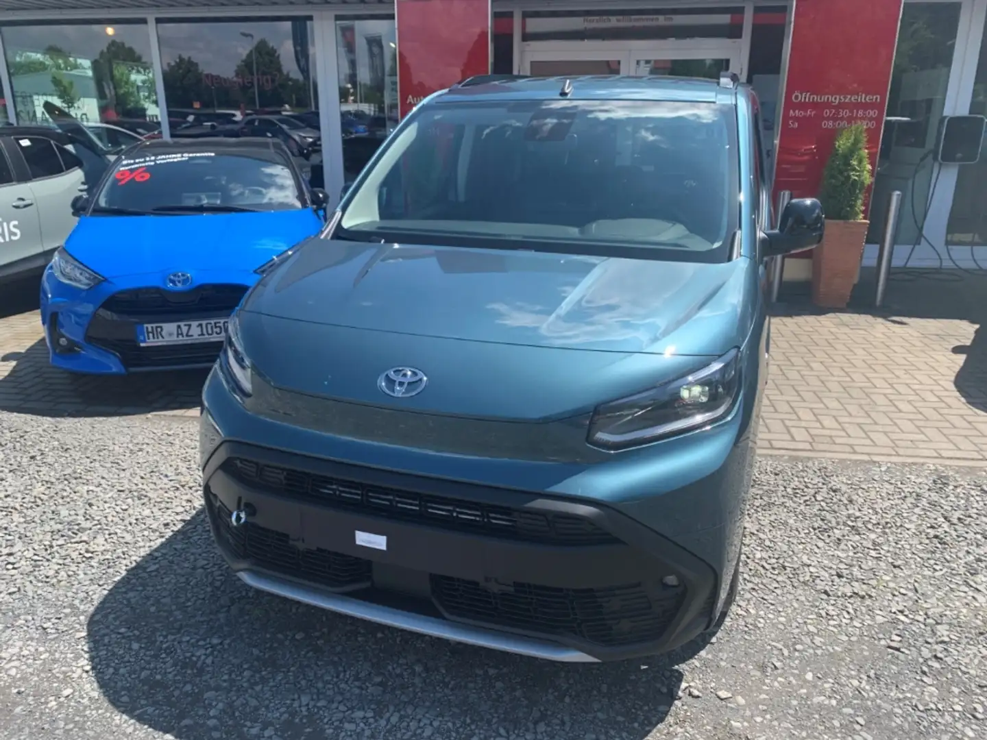 Toyota Proace City Verso L1 Team D 1,5 D-4D Apple CarPlay Android Aut Kék - 2