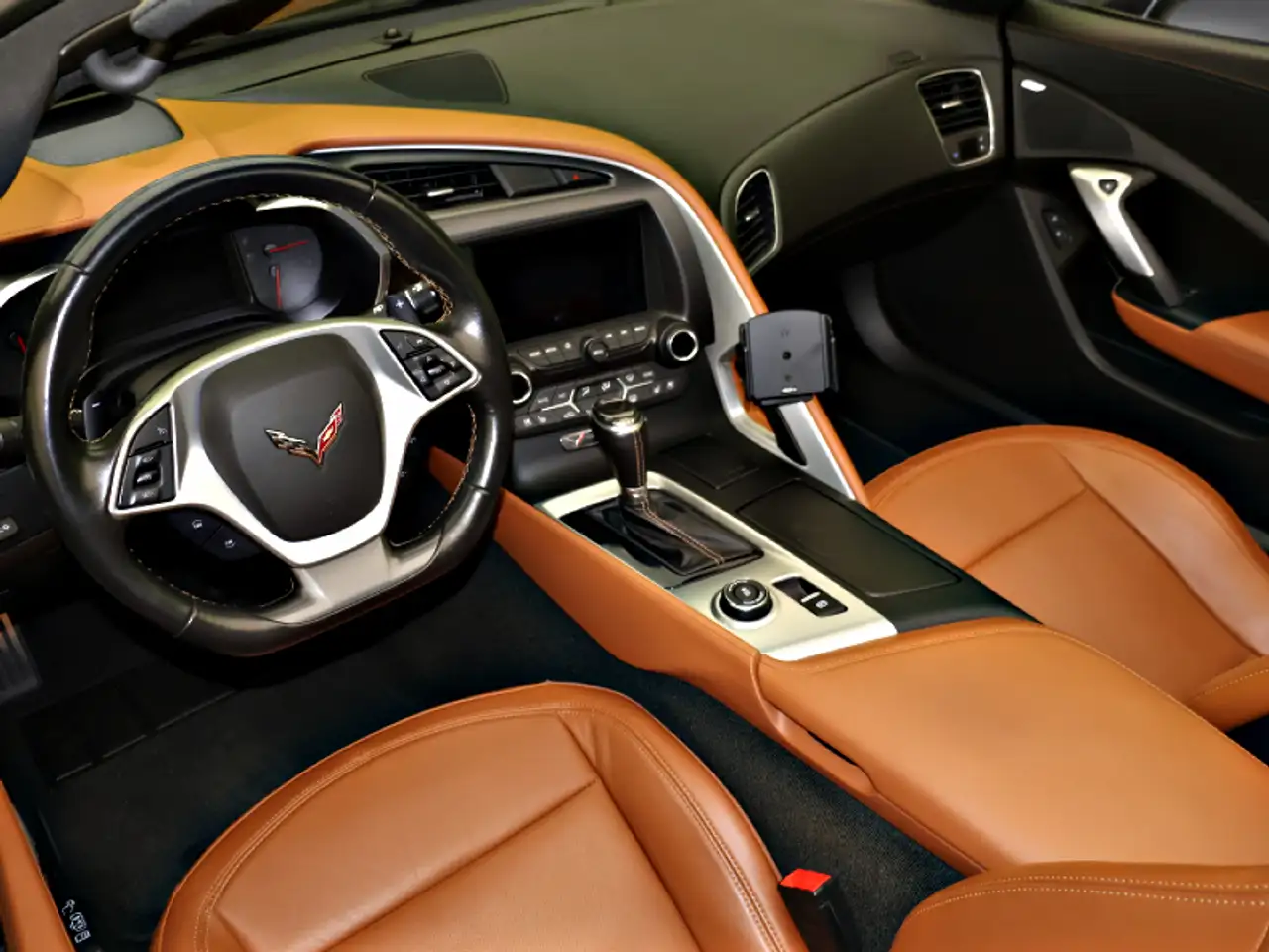 Chevrolet Corvette снимка Chevrolet Corvette