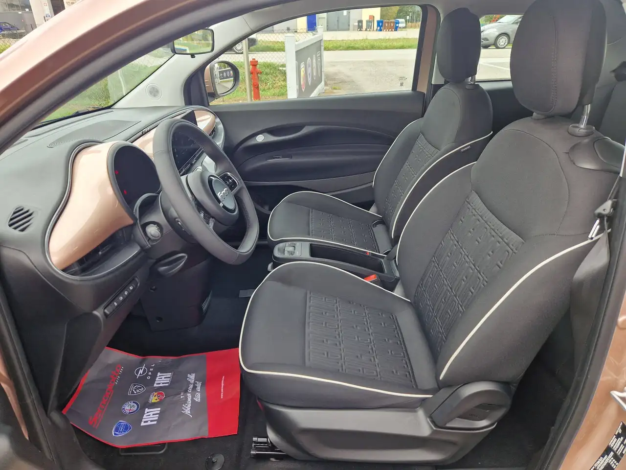 Fiat 500 E Cabrio 42 kWh 87kw/118cv ROSE GOLD-KM 2.143, миниатюра 12