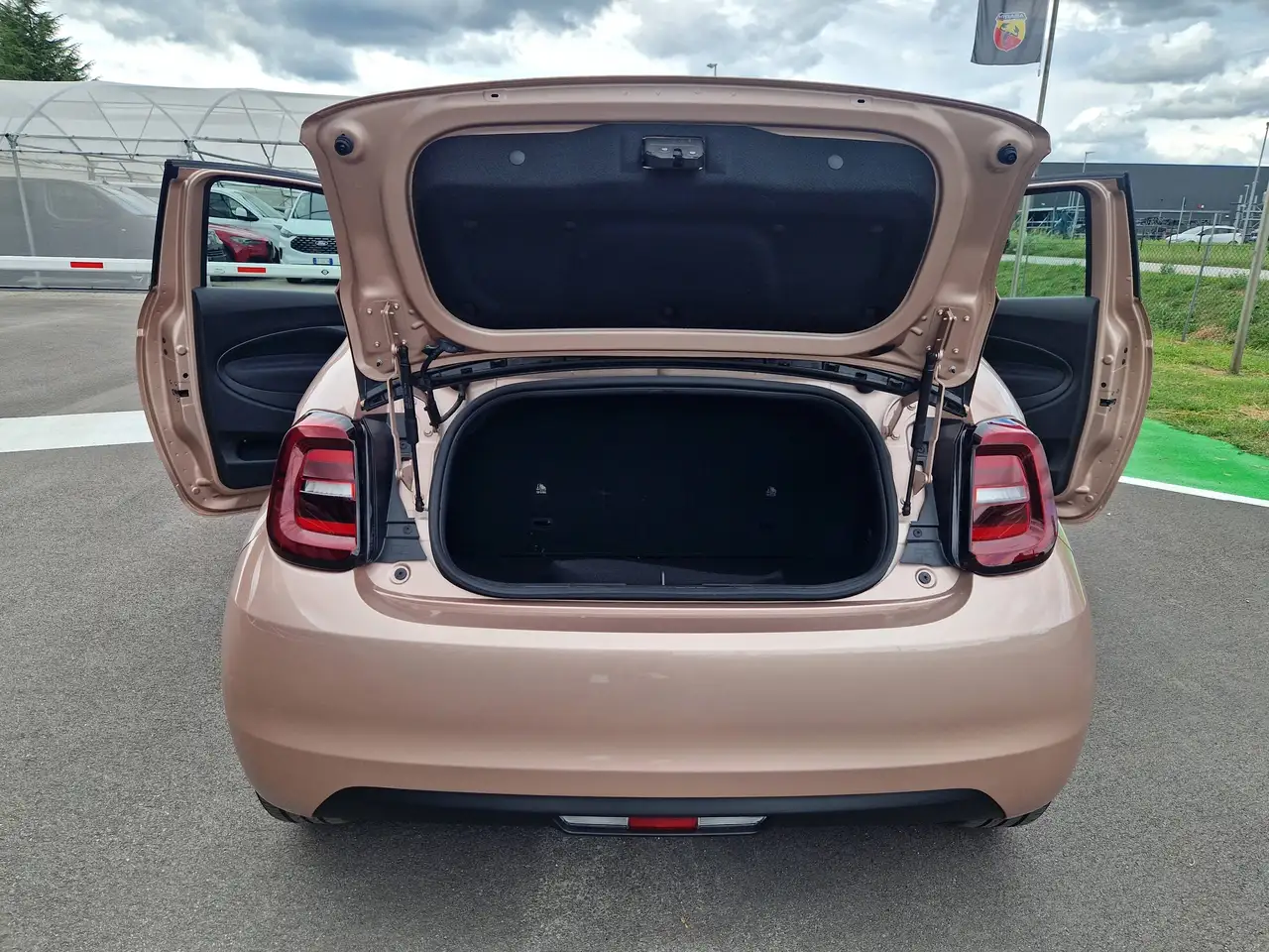 Fiat 500 E Cabrio 42 kWh 87kw/118cv ROSE GOLD-KM 2.143, миниатюра 29