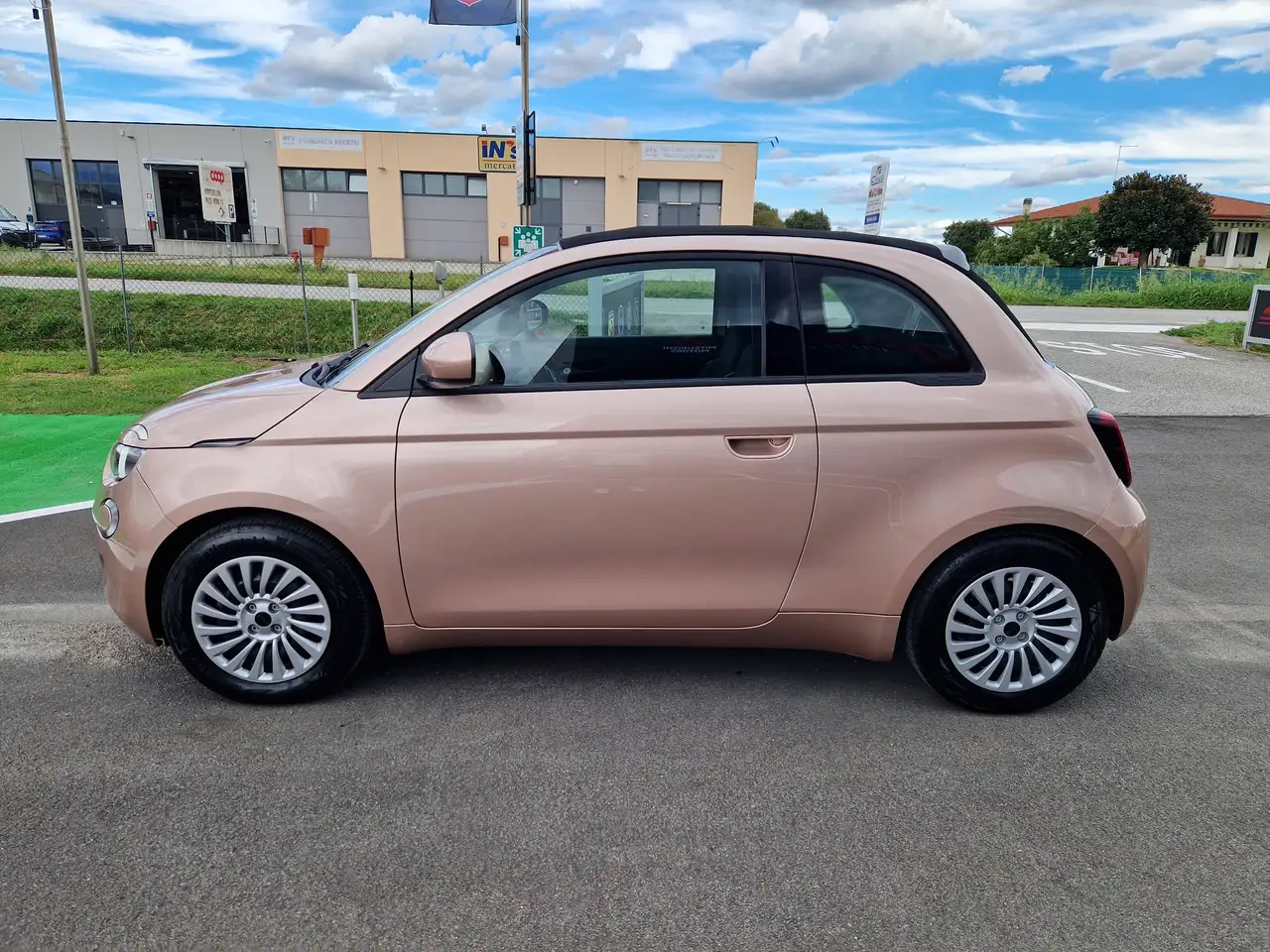 Fiat 500 E Cabrio 42 kWh 87kw/118cv ROSE GOLD-KM 2.143, миниатюра 3