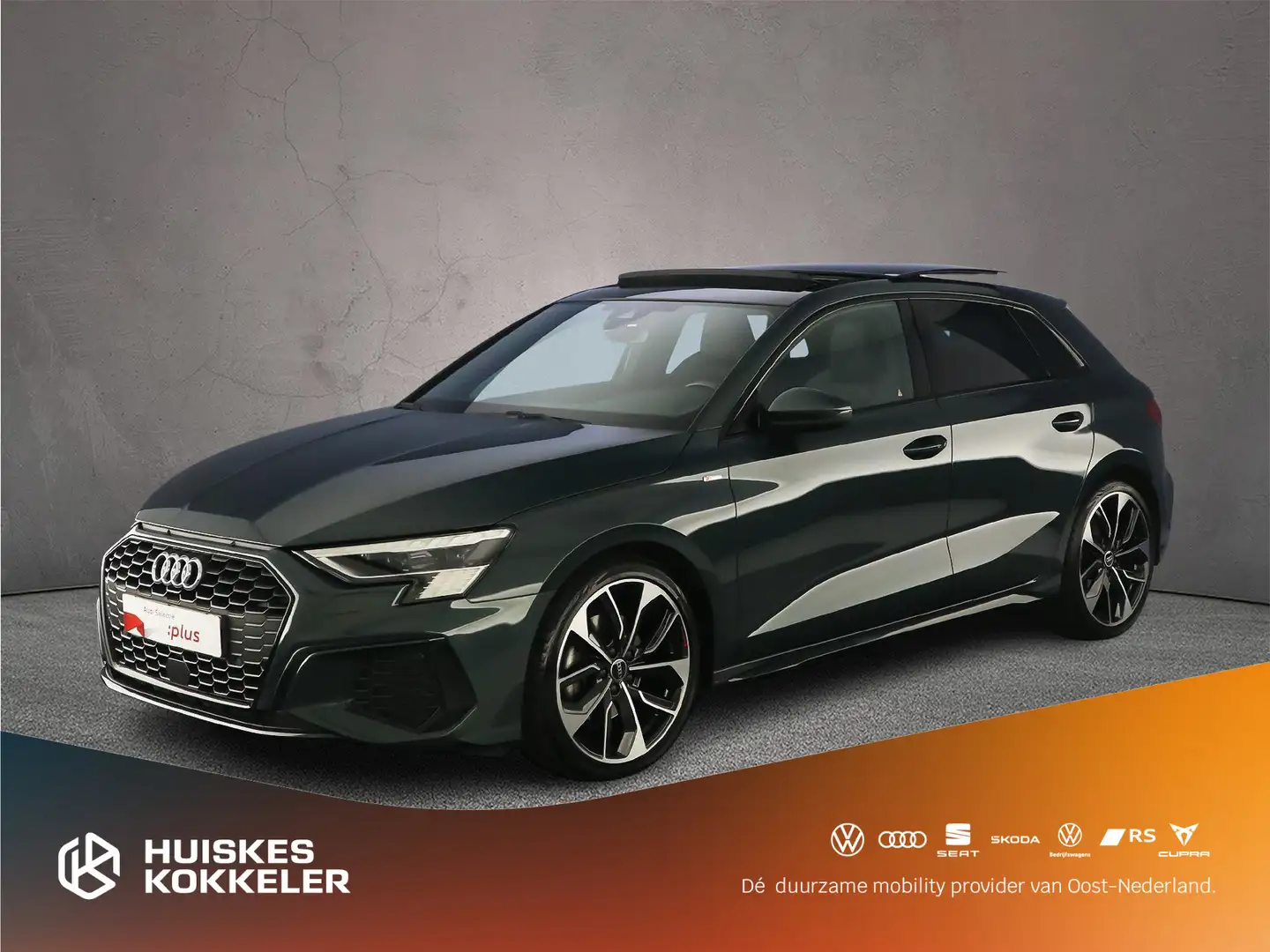 Audi A3 Sportback 35 TFSI S edition | Pano | Trekhaak | Ma Groen - 1