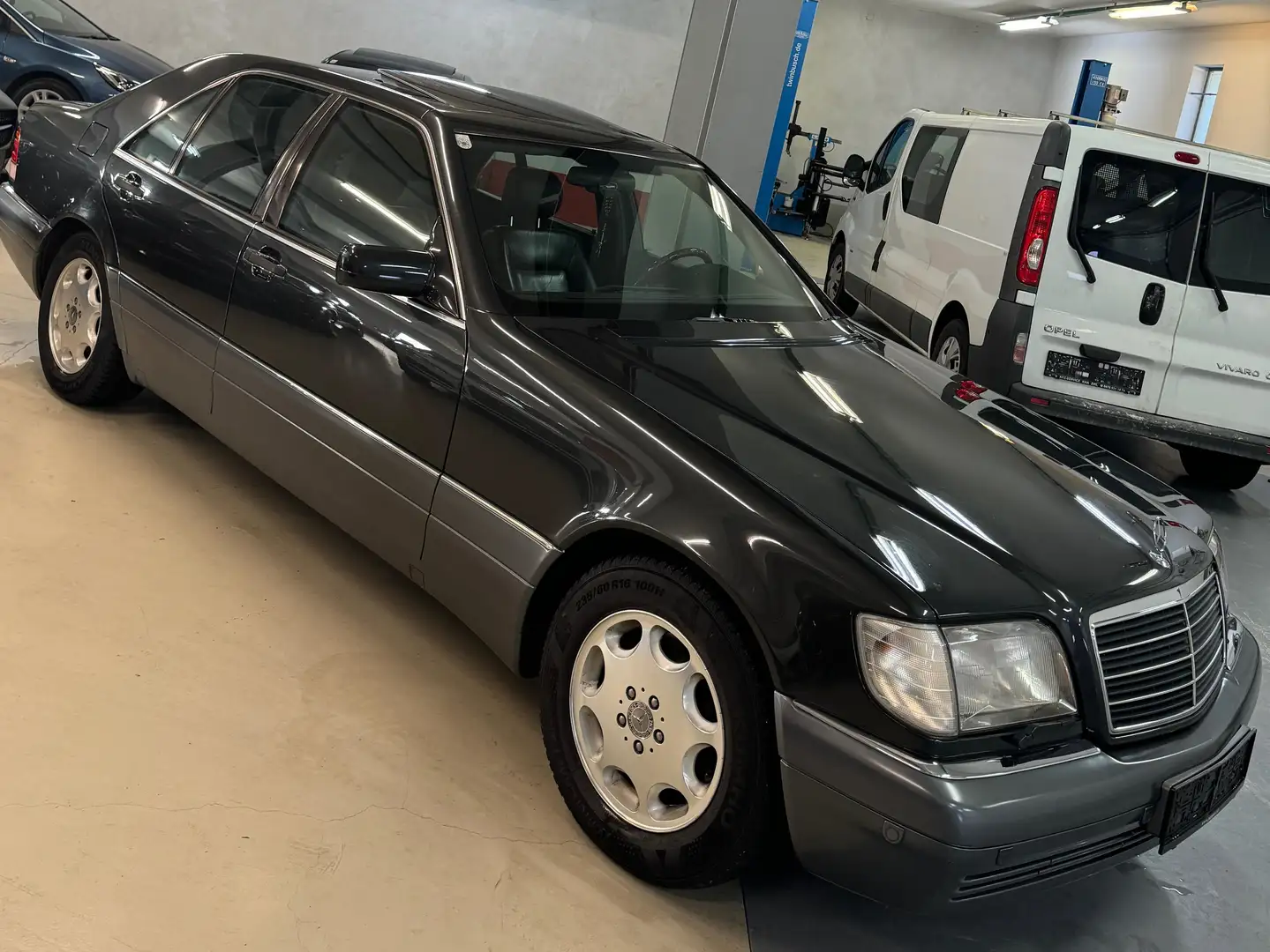 Mercedes-Benz S 500 W140/V8/VOLL Schwarz - 1