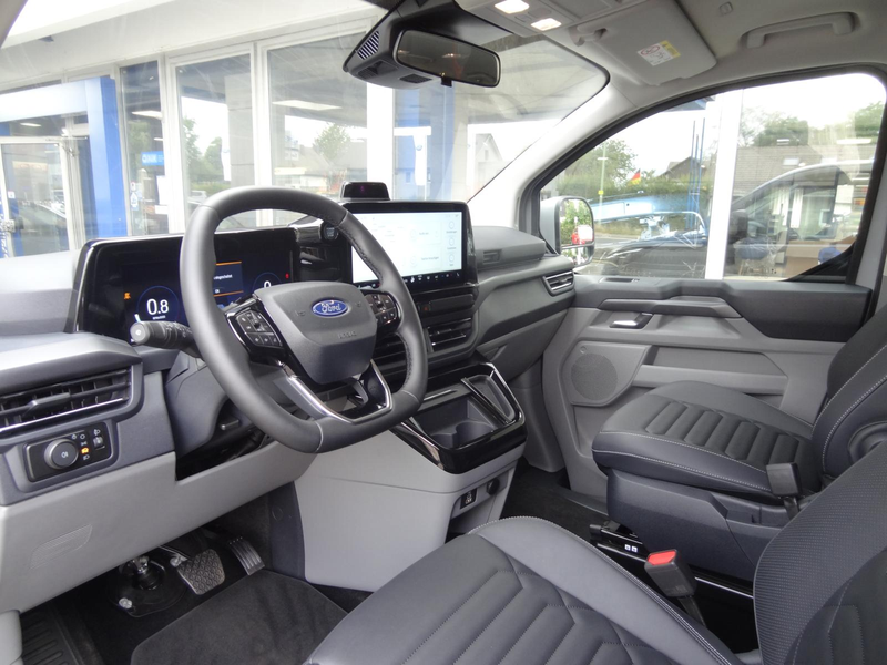 Ford Tourneo Custom L1 Titanium-X AUT AWD AHK TWA ACC — photo 11