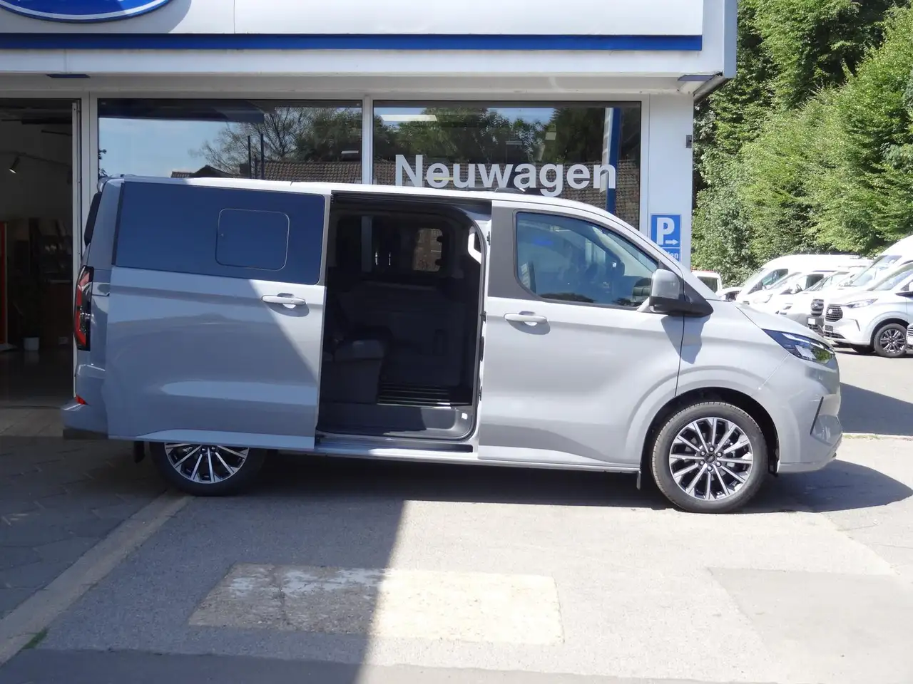 Ford Tourneo Custom 2026