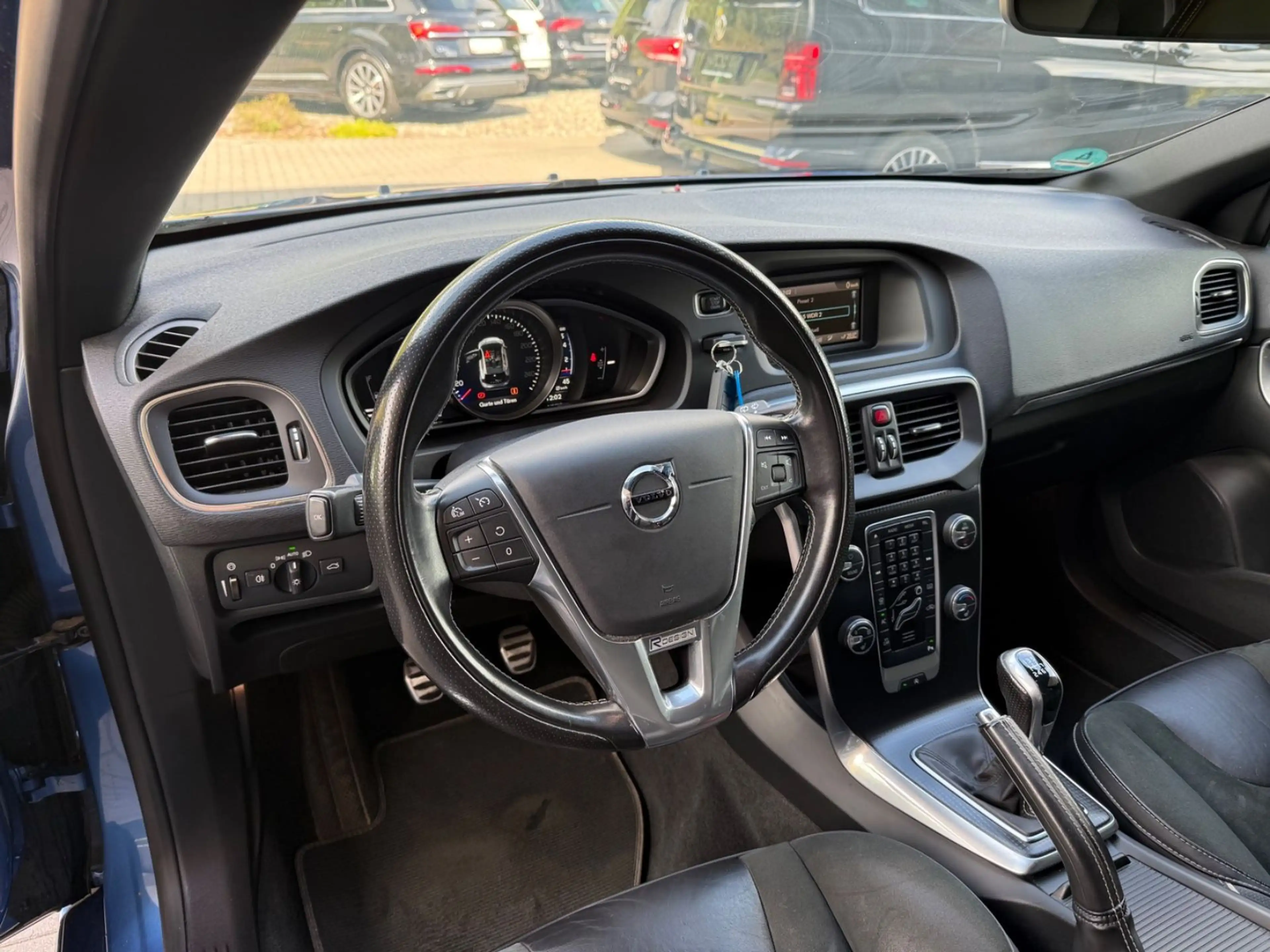 Volvo V40 R-Design *LED *Sitzhzg *Klima *Sportpaket — photo 10