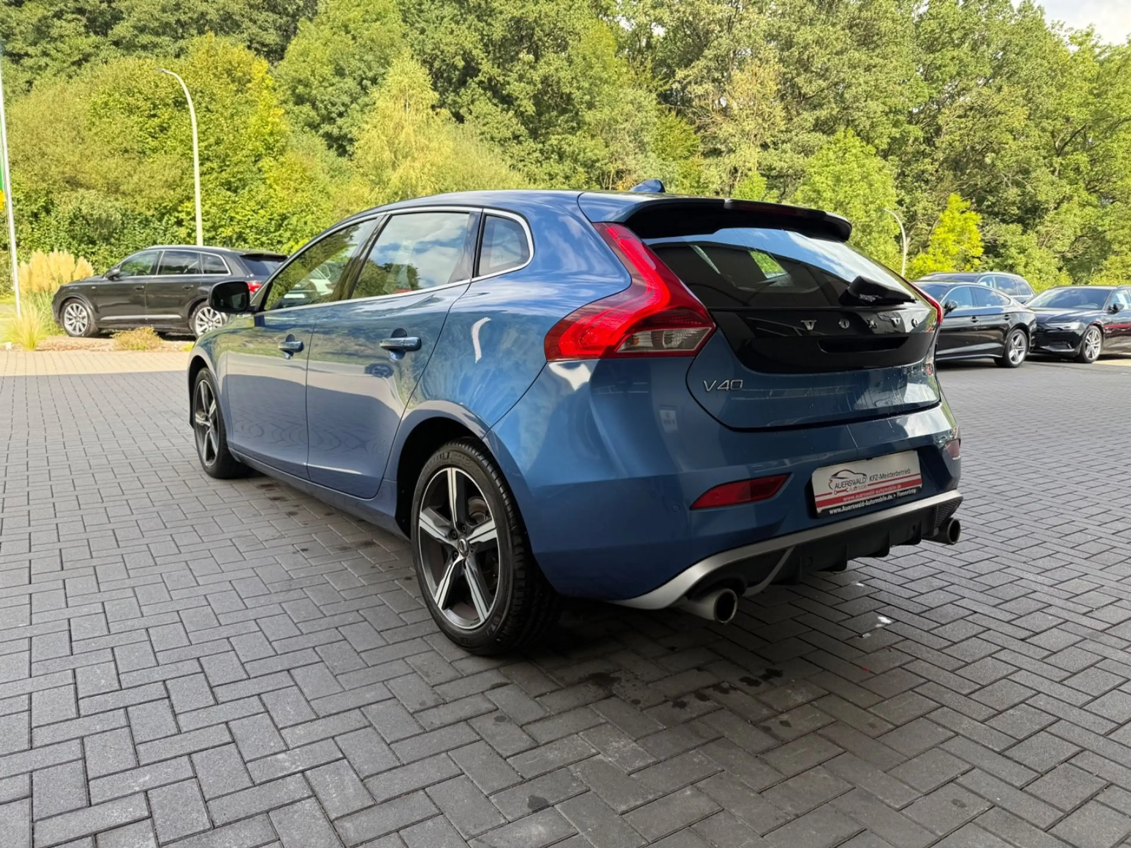 Volvo V40 R-Design *LED *Sitzhzg *Klima *Sportpaket — photo 7