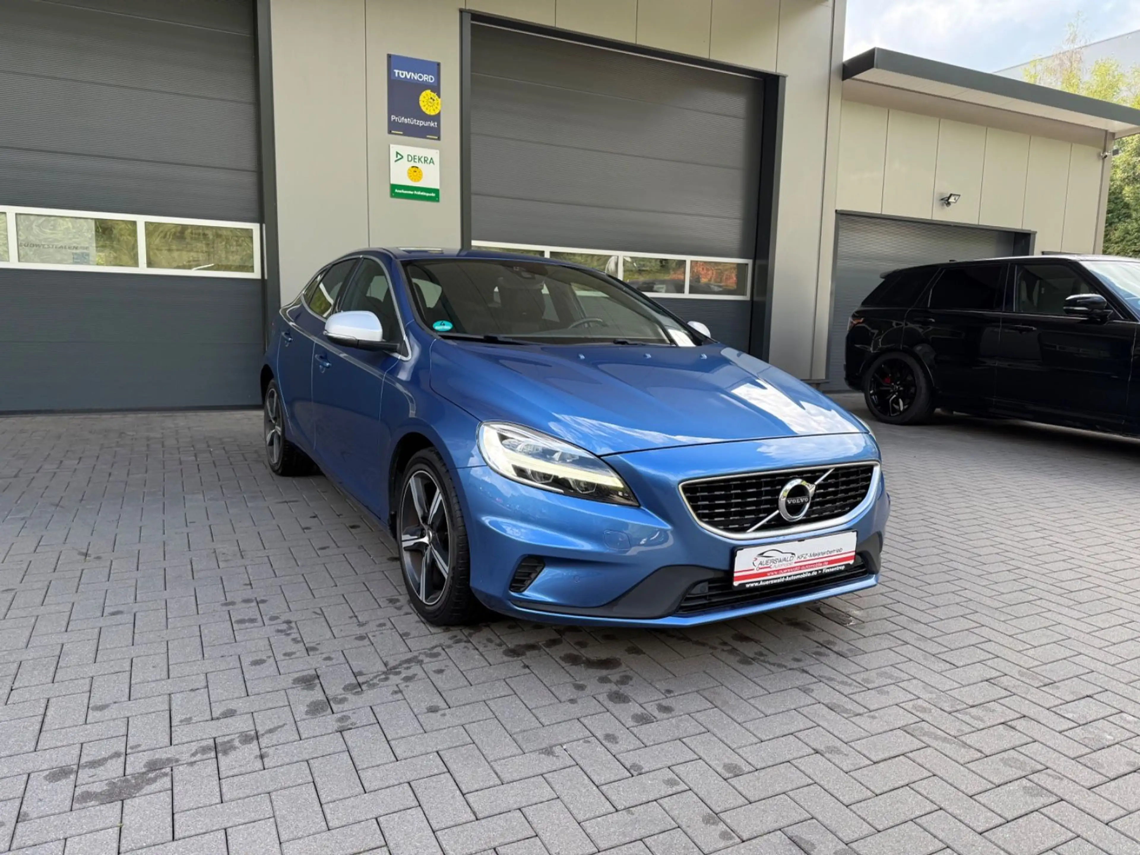 Volvo V40 R-Design *LED *Sitzhzg *Klima *Sportpaket — photo 3