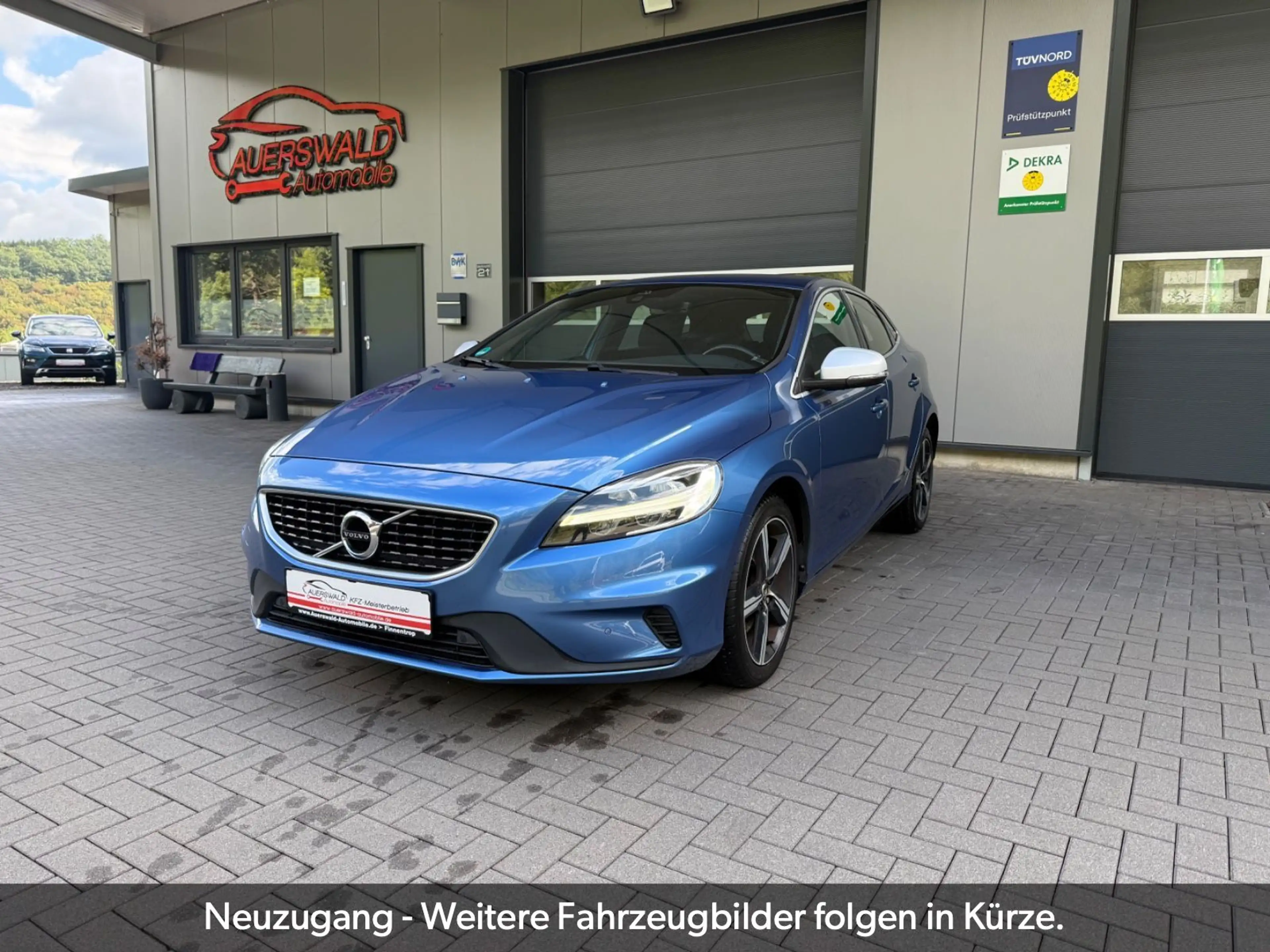 Volvo V40 R-Design *LED *Sitzhzg *Klima *Sportpaket