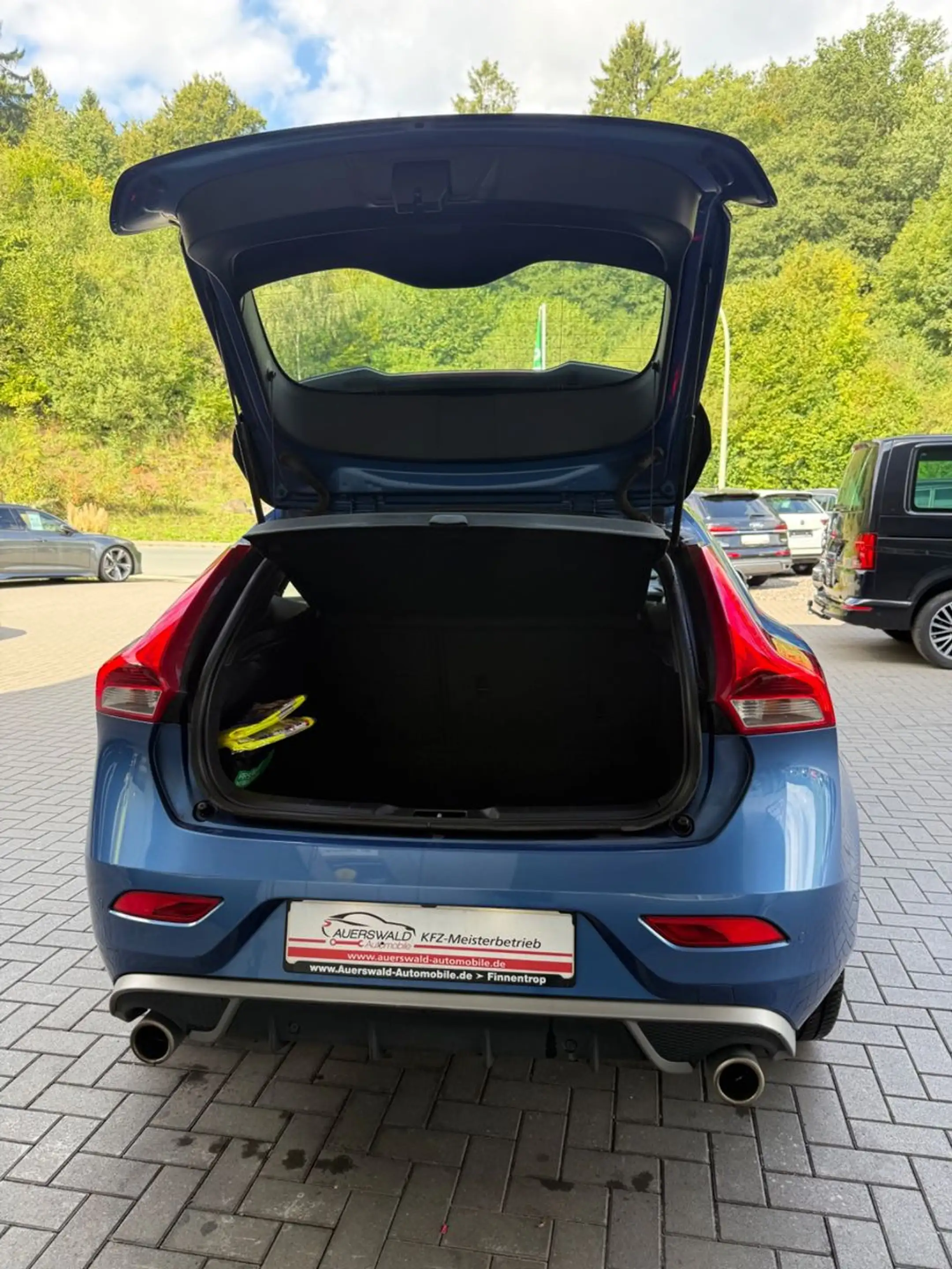 Volvo V40 R-Design *LED *Sitzhzg *Klima *Sportpaket — photo 14